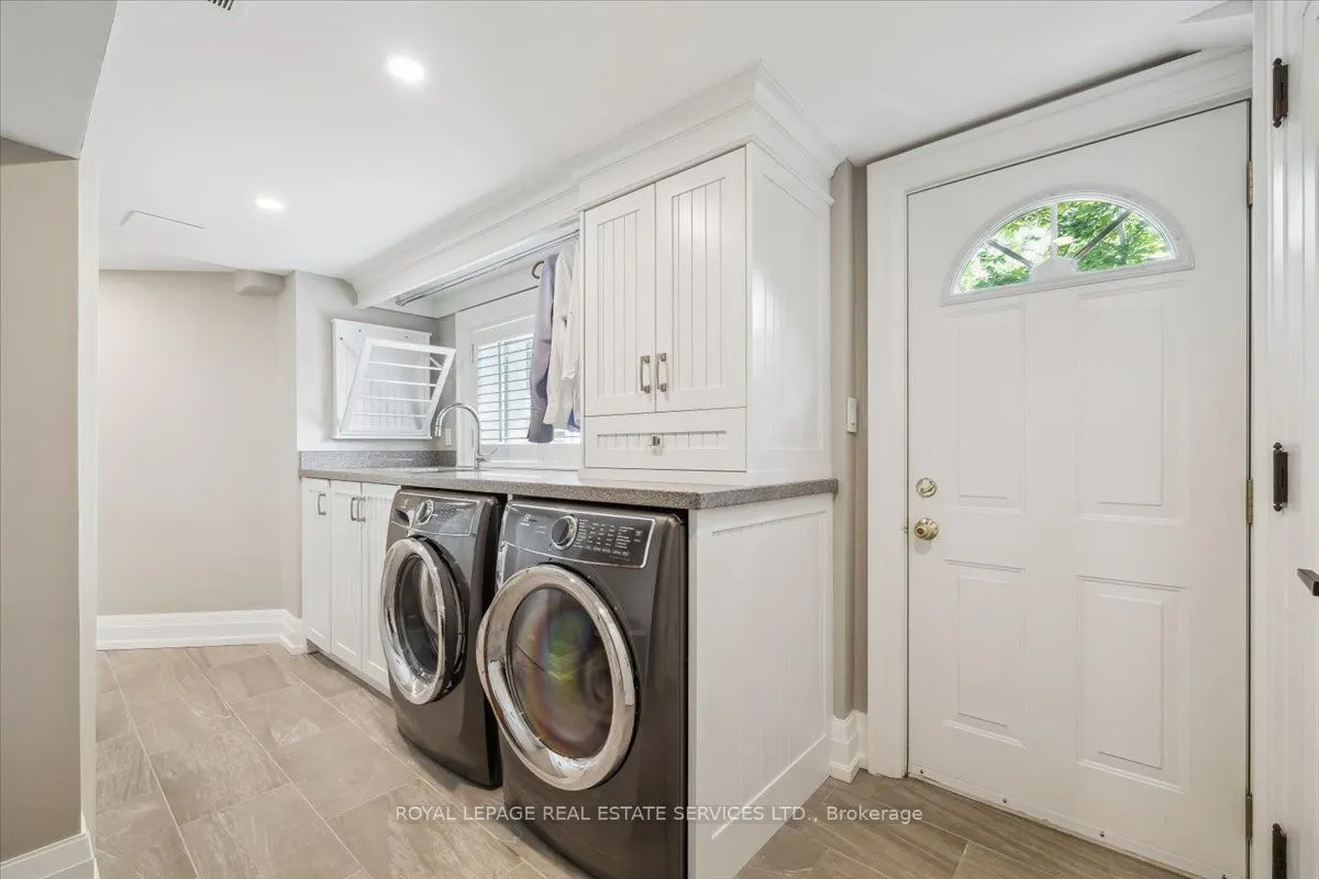 382 Trafalgar Road