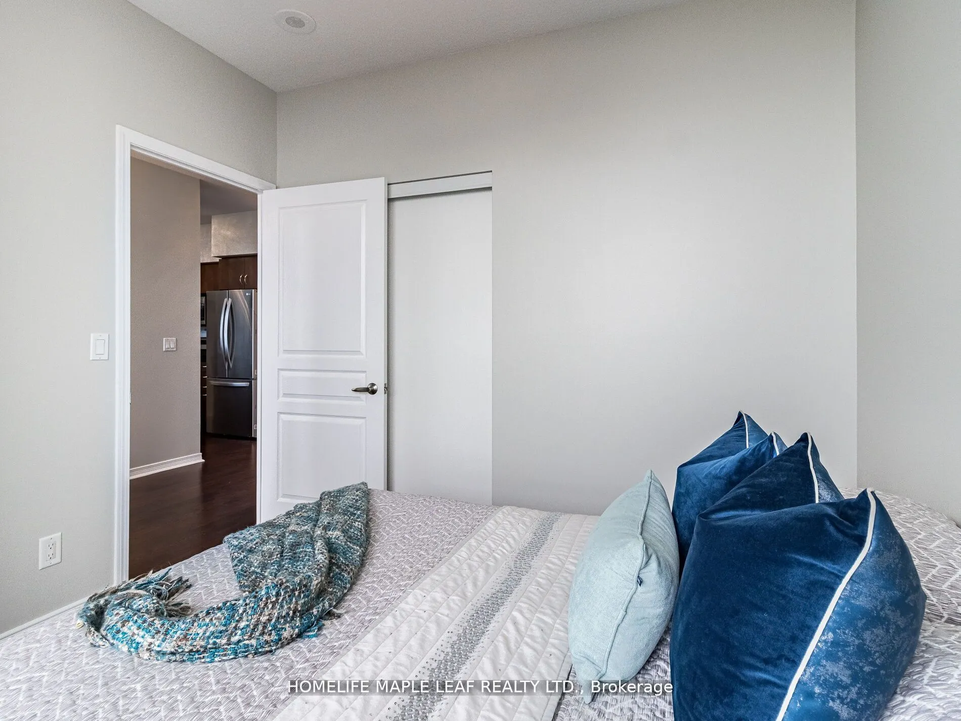 2240 Lakeshore Boulevard W, #LPH02