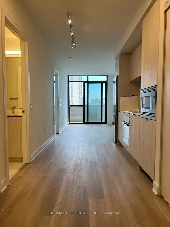 86 Dundas Street, #706