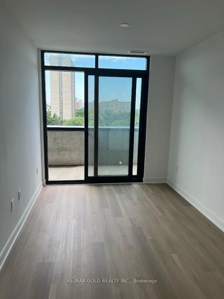 86 Dundas Street, #706