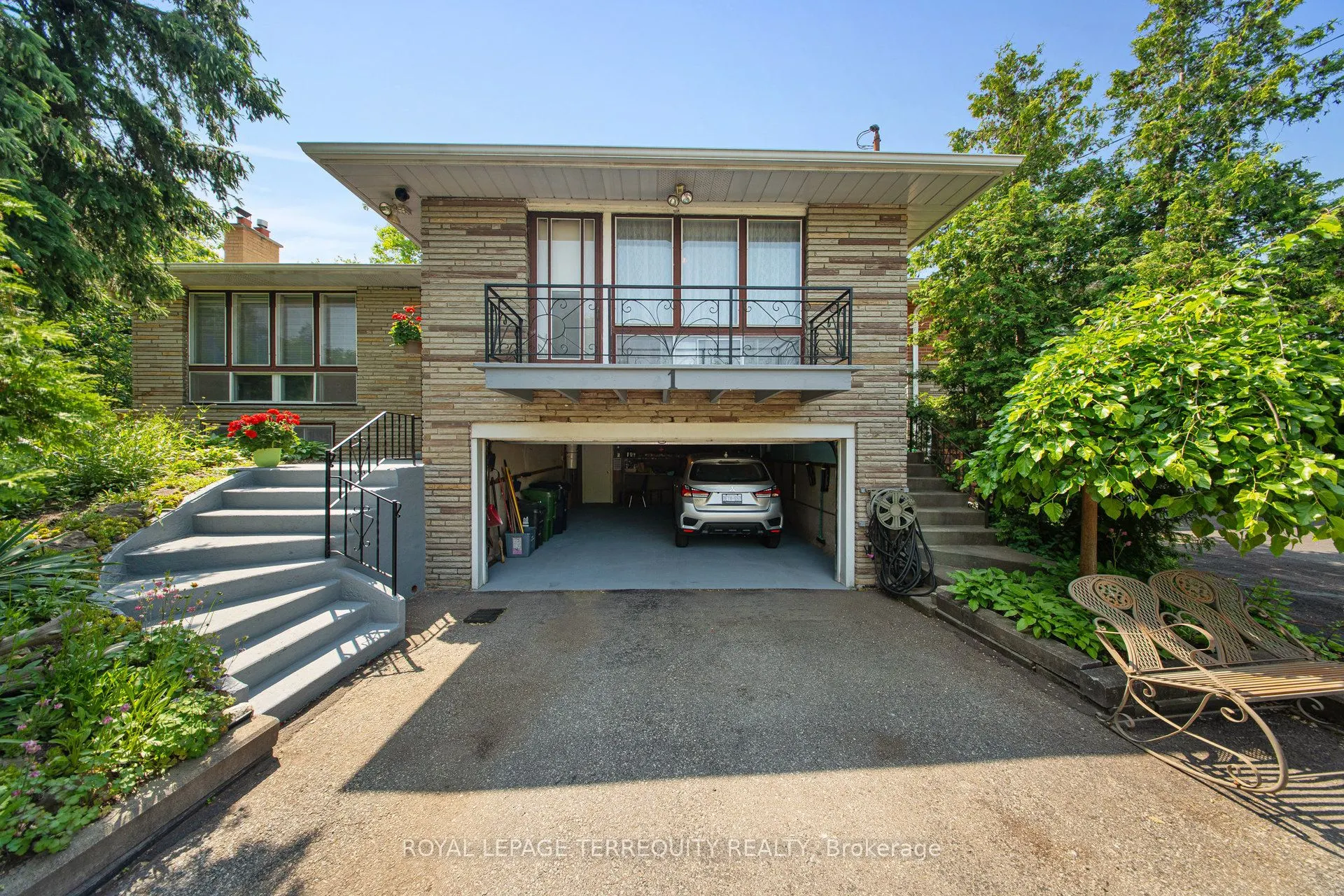 1 Leland Avenue