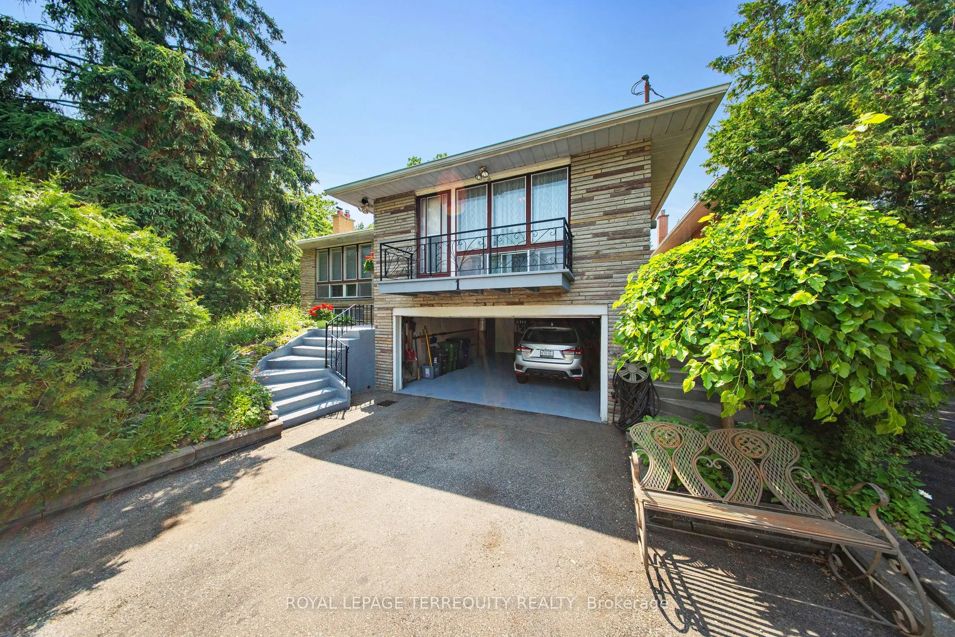 1 Leland Avenue
