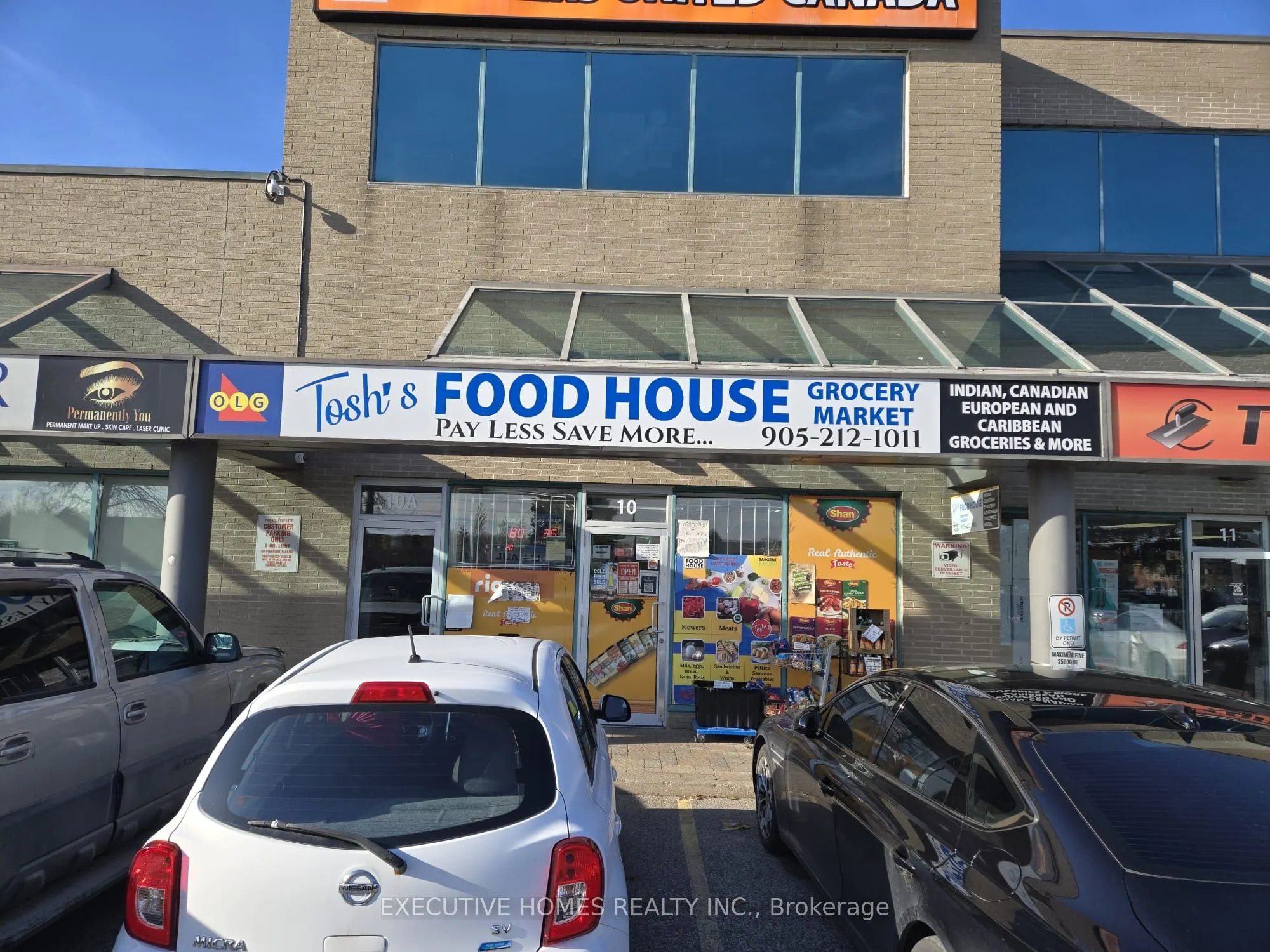 2800 Skymark Avenue, #10