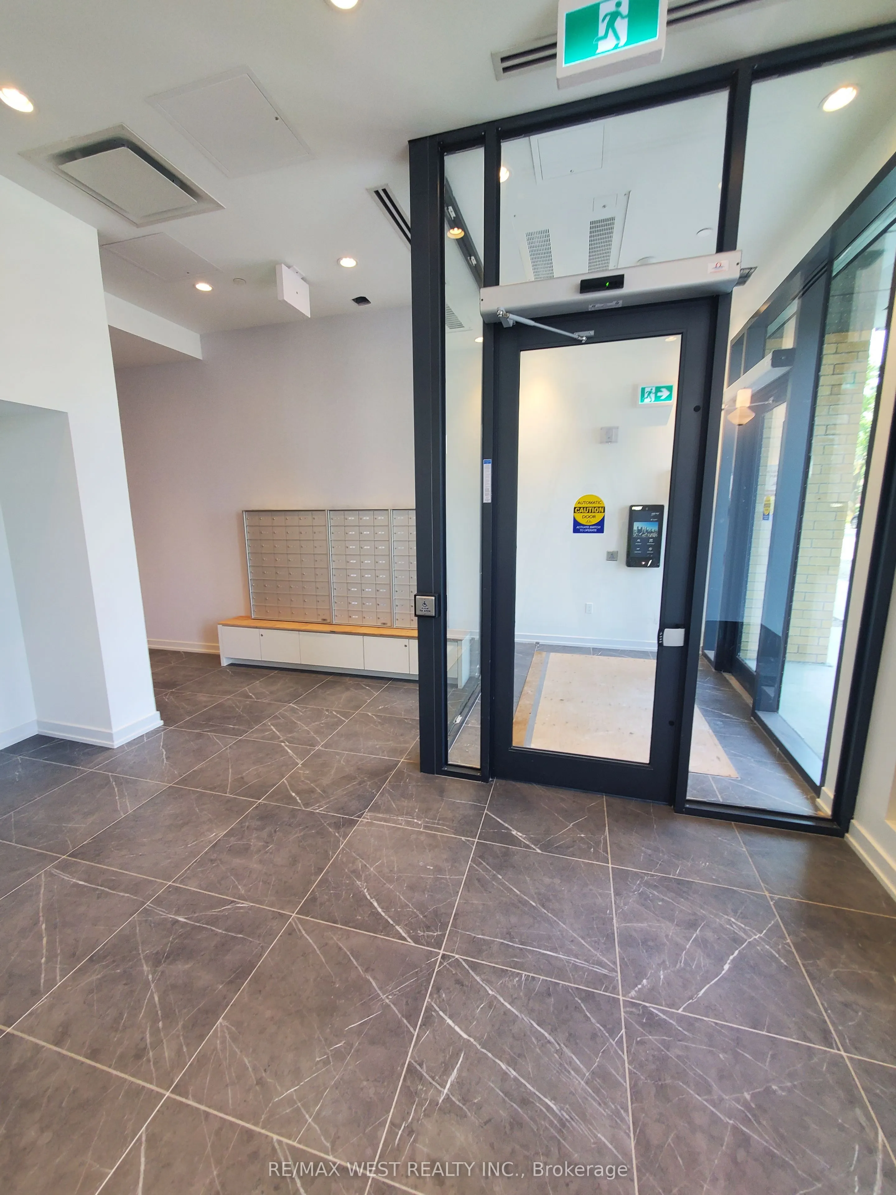 6 Chartwell Road, #307