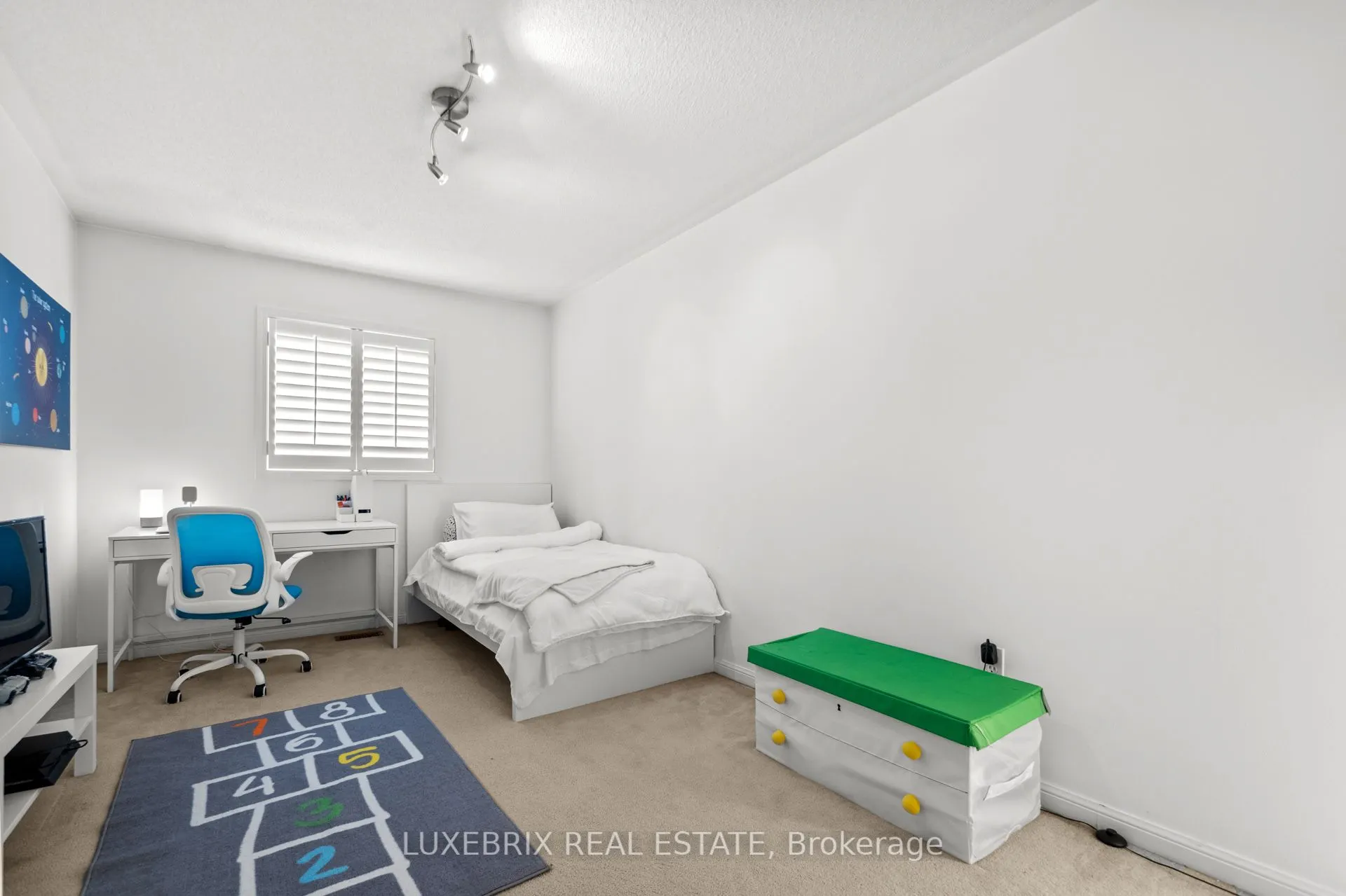3969 Freeman Terrace