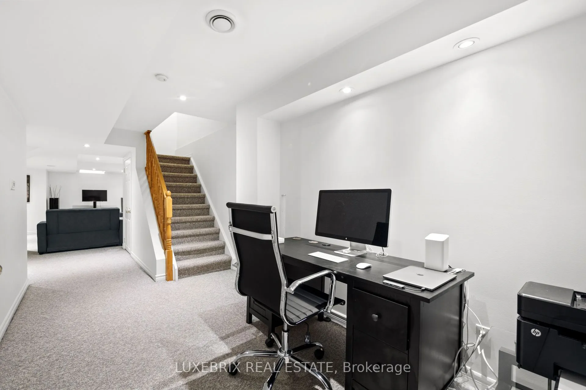 3969 Freeman Terrace