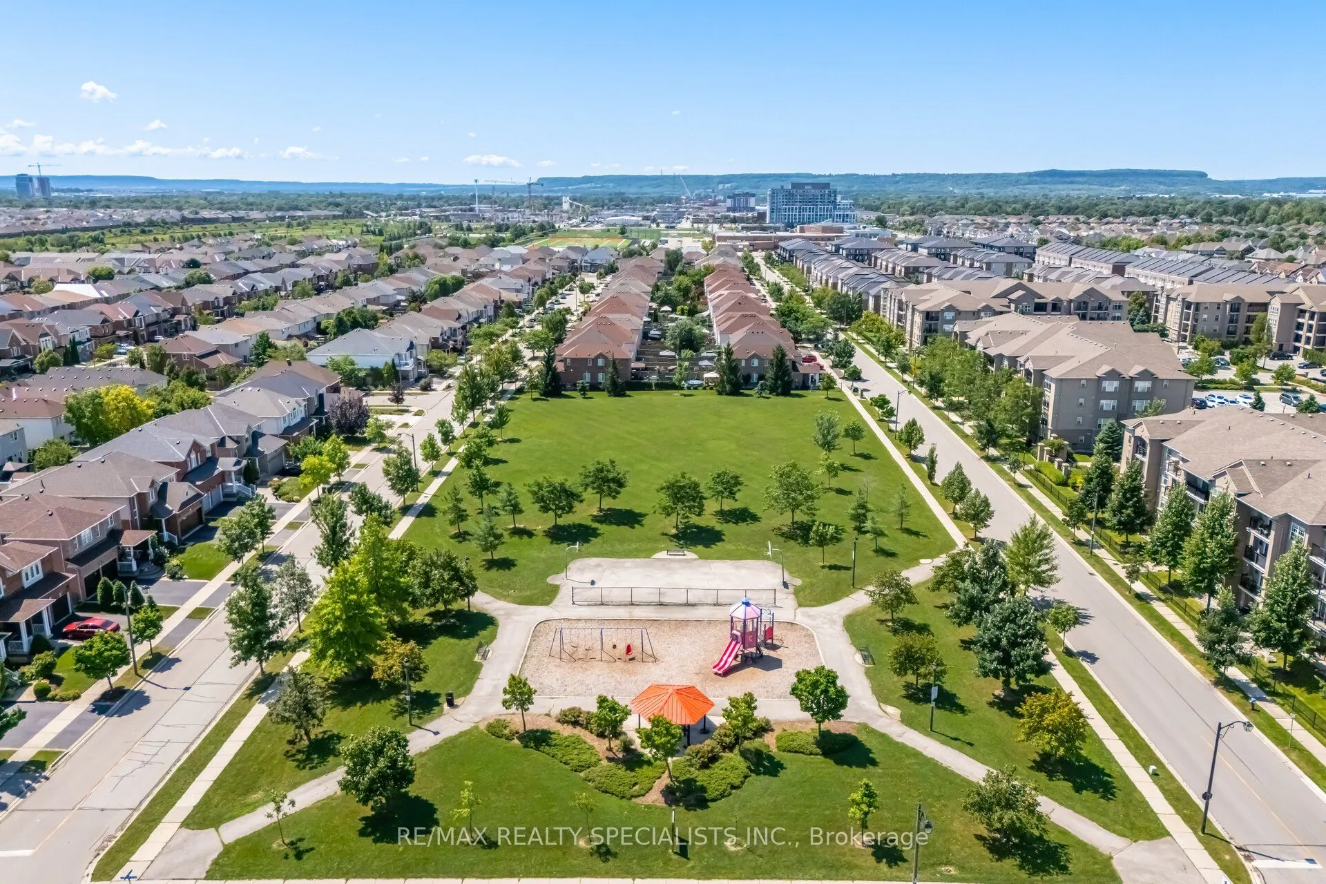 1450 MAIN Street E, #214