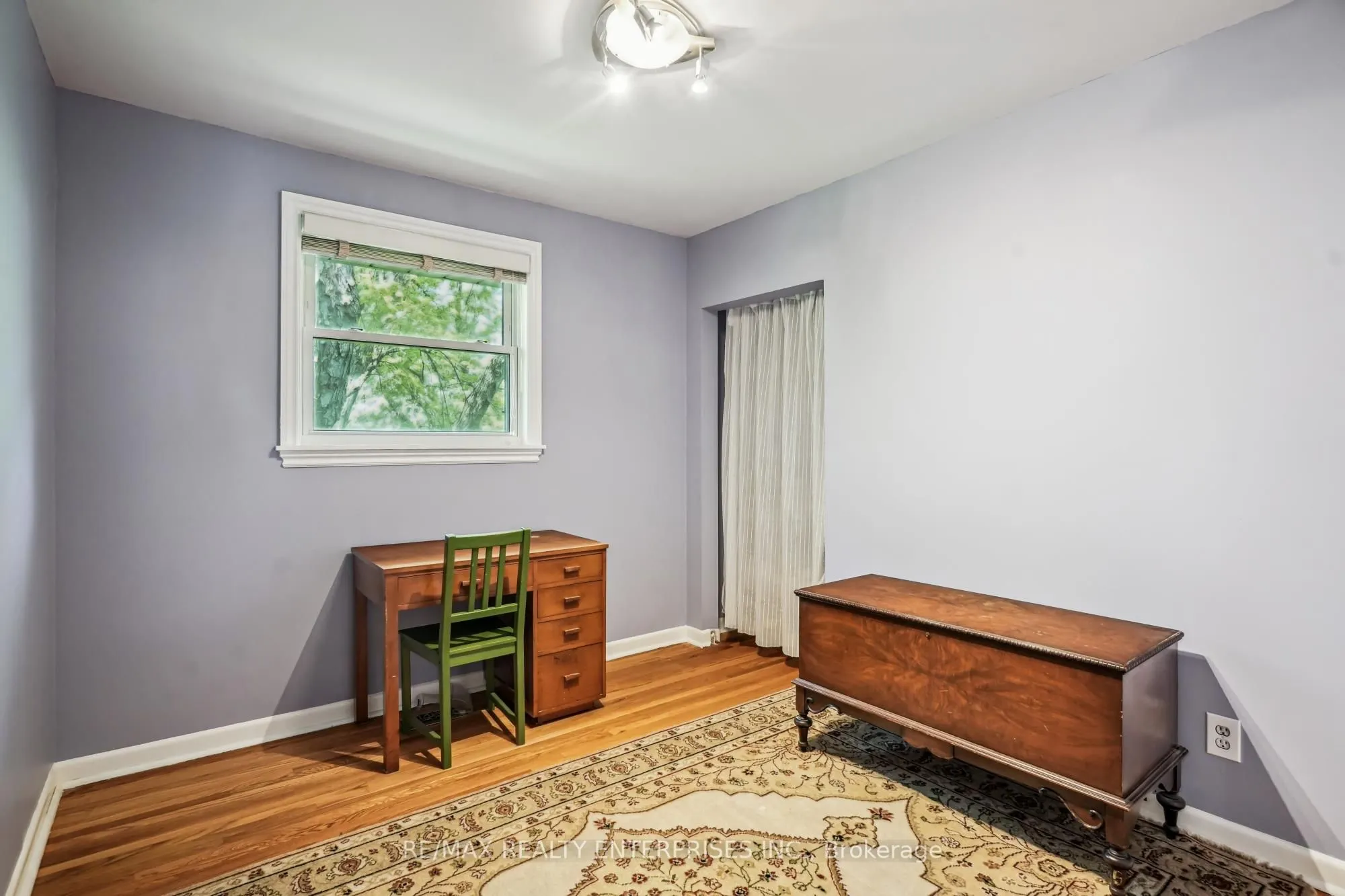 2655 Bushland Crescent