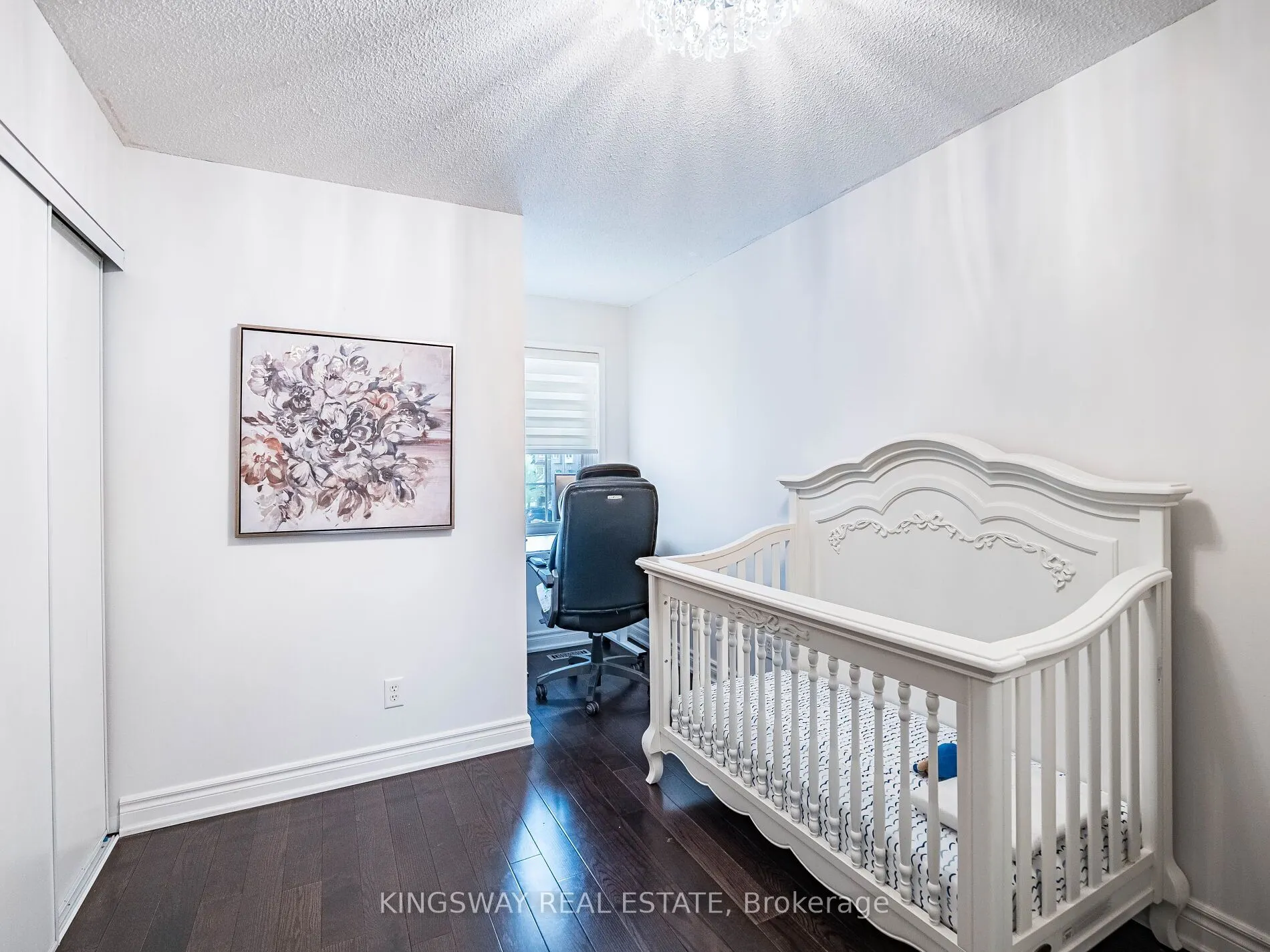 3221 Redpath Circle