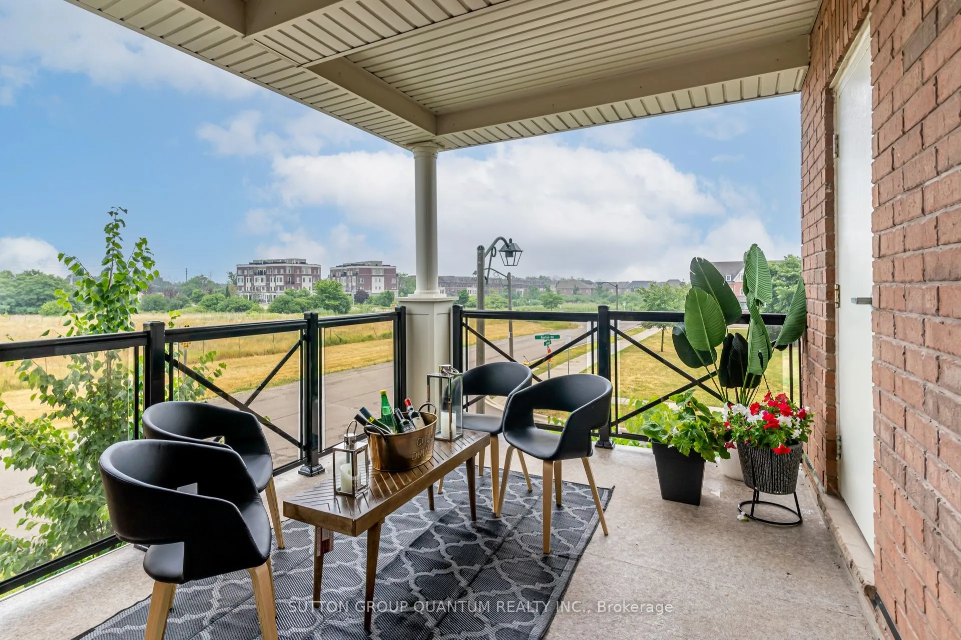 275 Roxton Road, #201