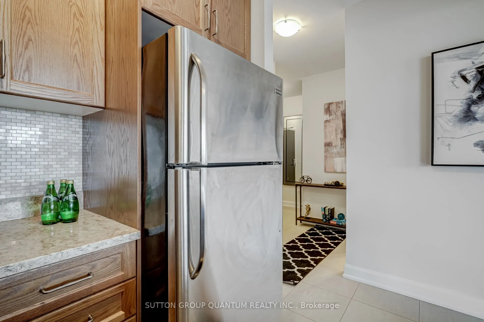 275 Roxton Road, #201