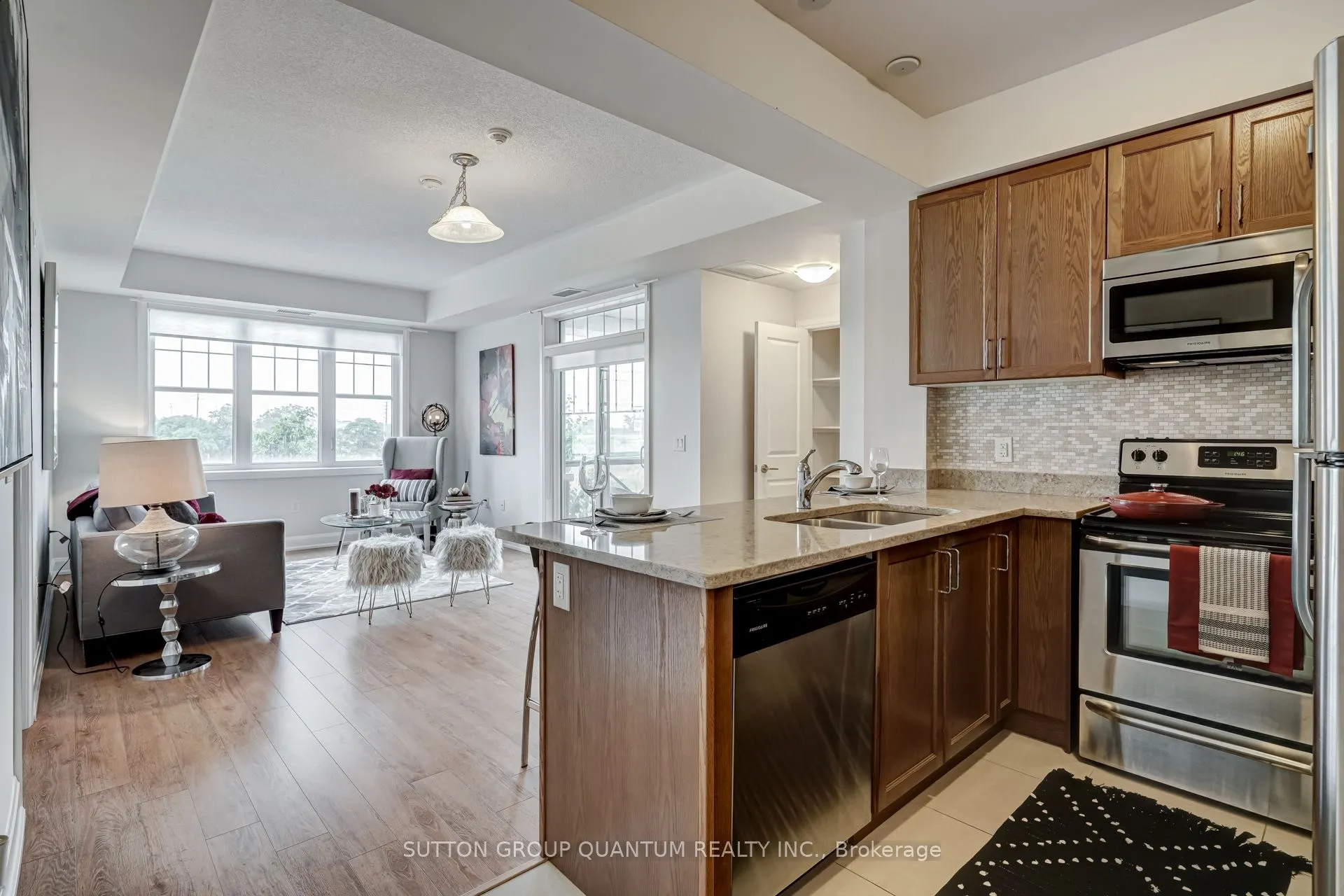 275 Roxton Road, #201