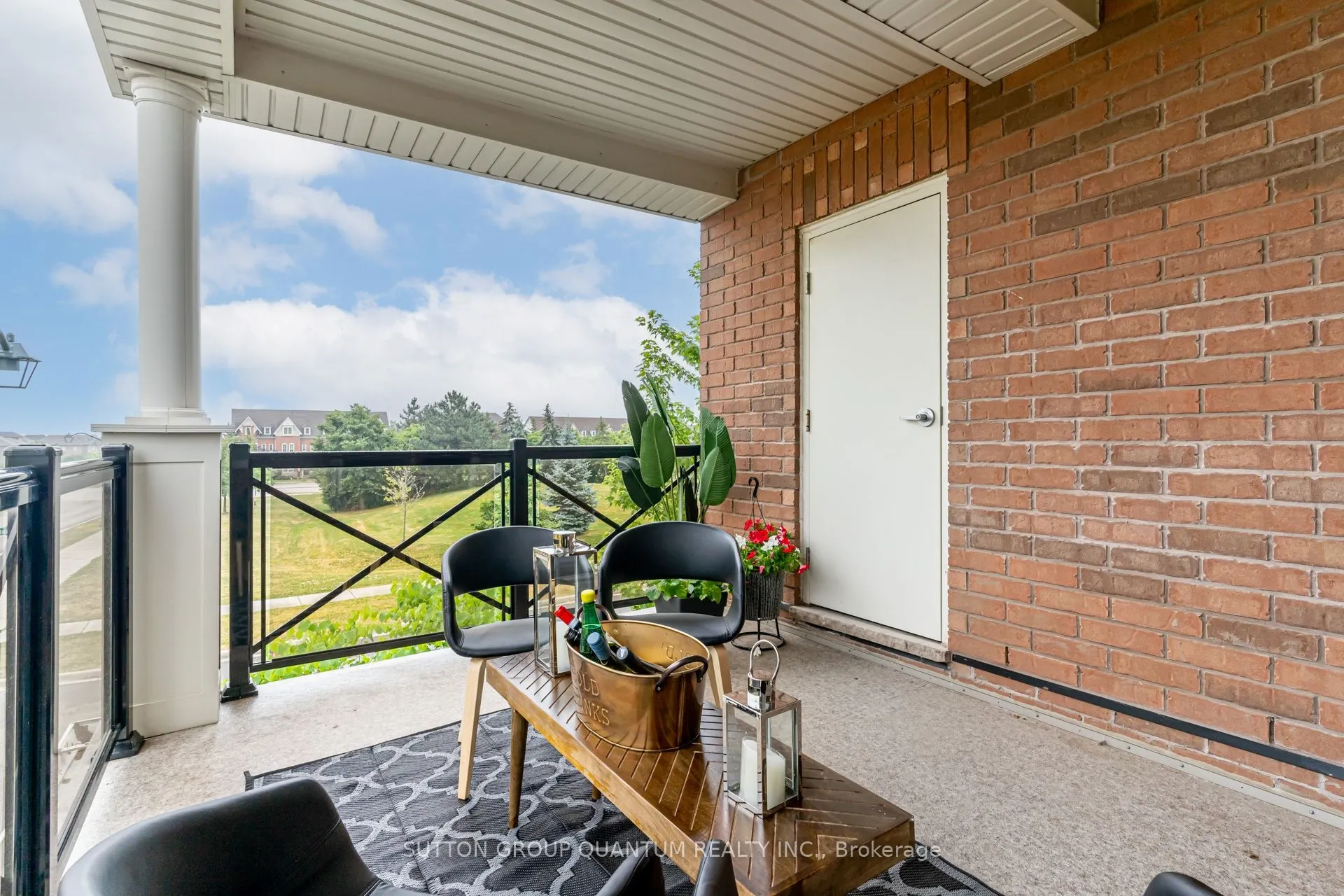 275 Roxton Road, #201