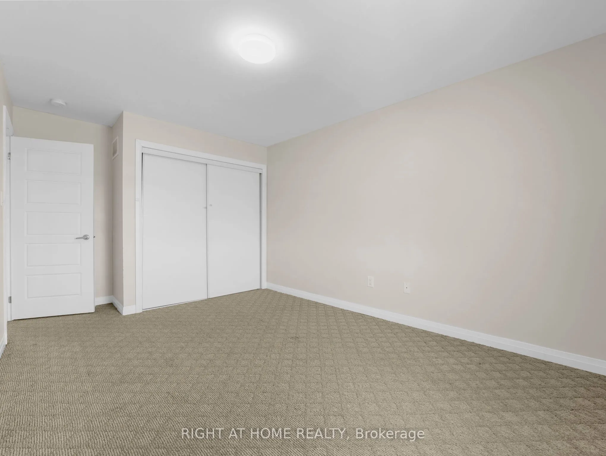 64 Mclaughlin Avenue