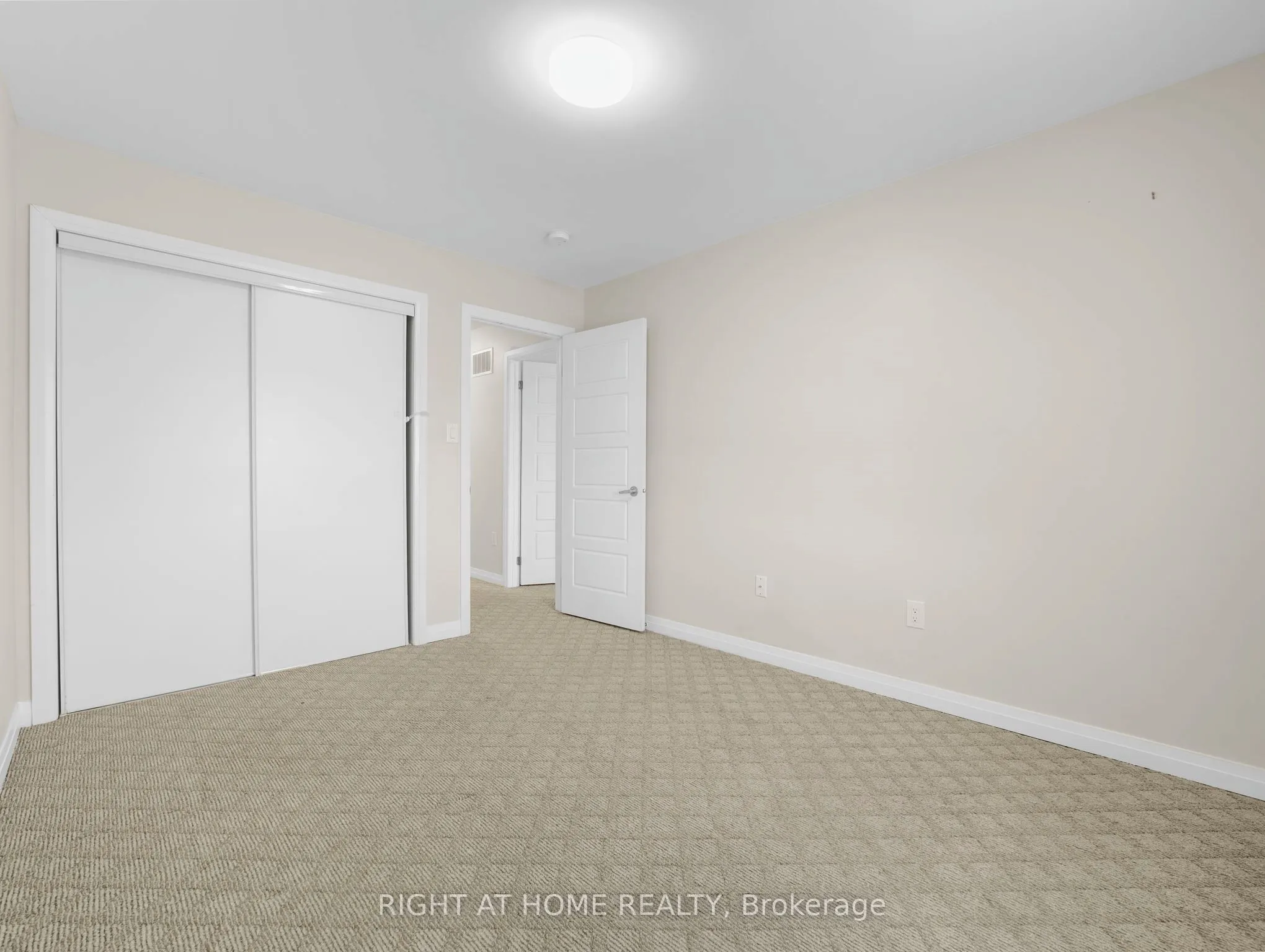 64 Mclaughlin Avenue