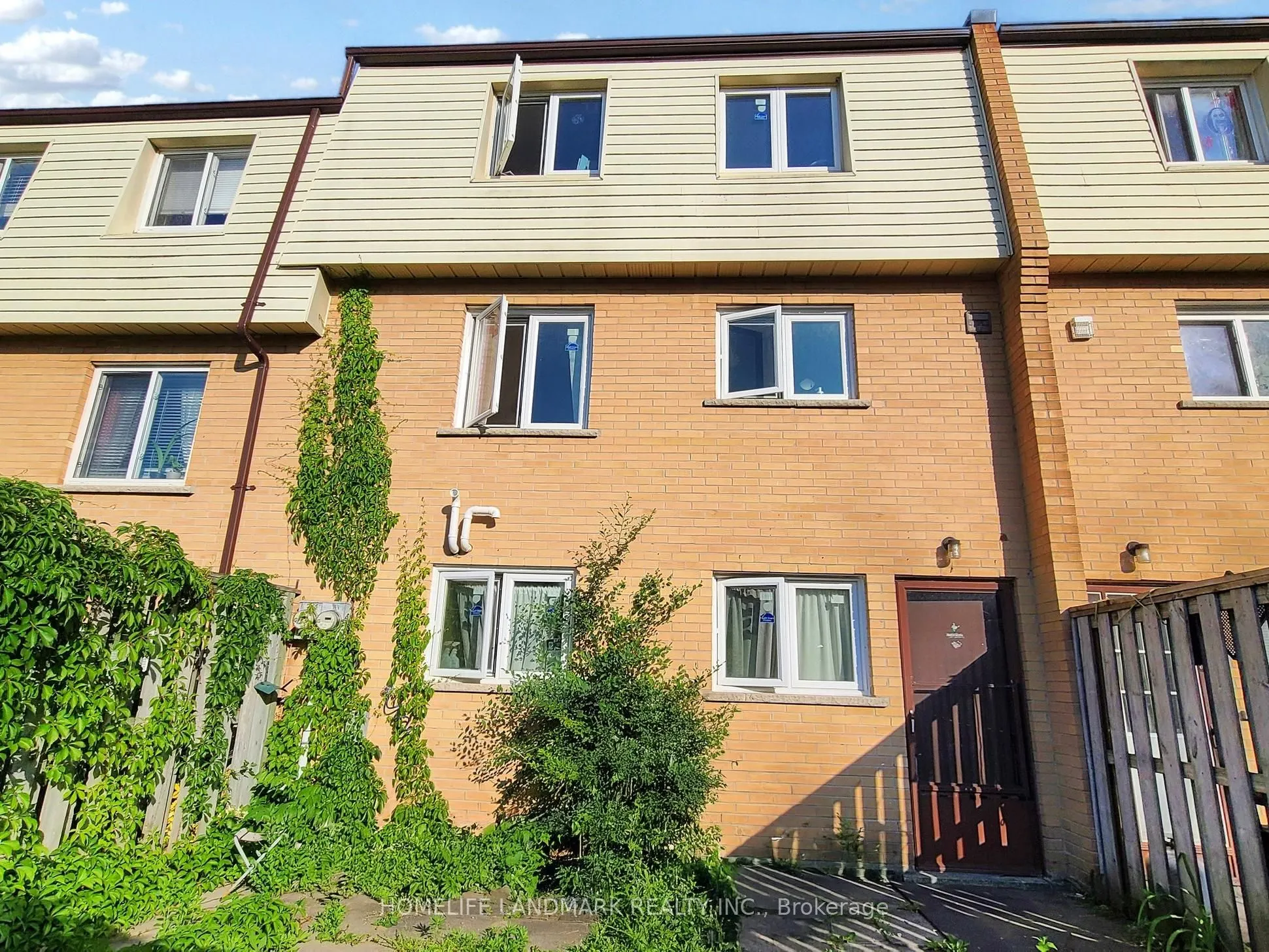 3175 Kirwin Avenue, #138