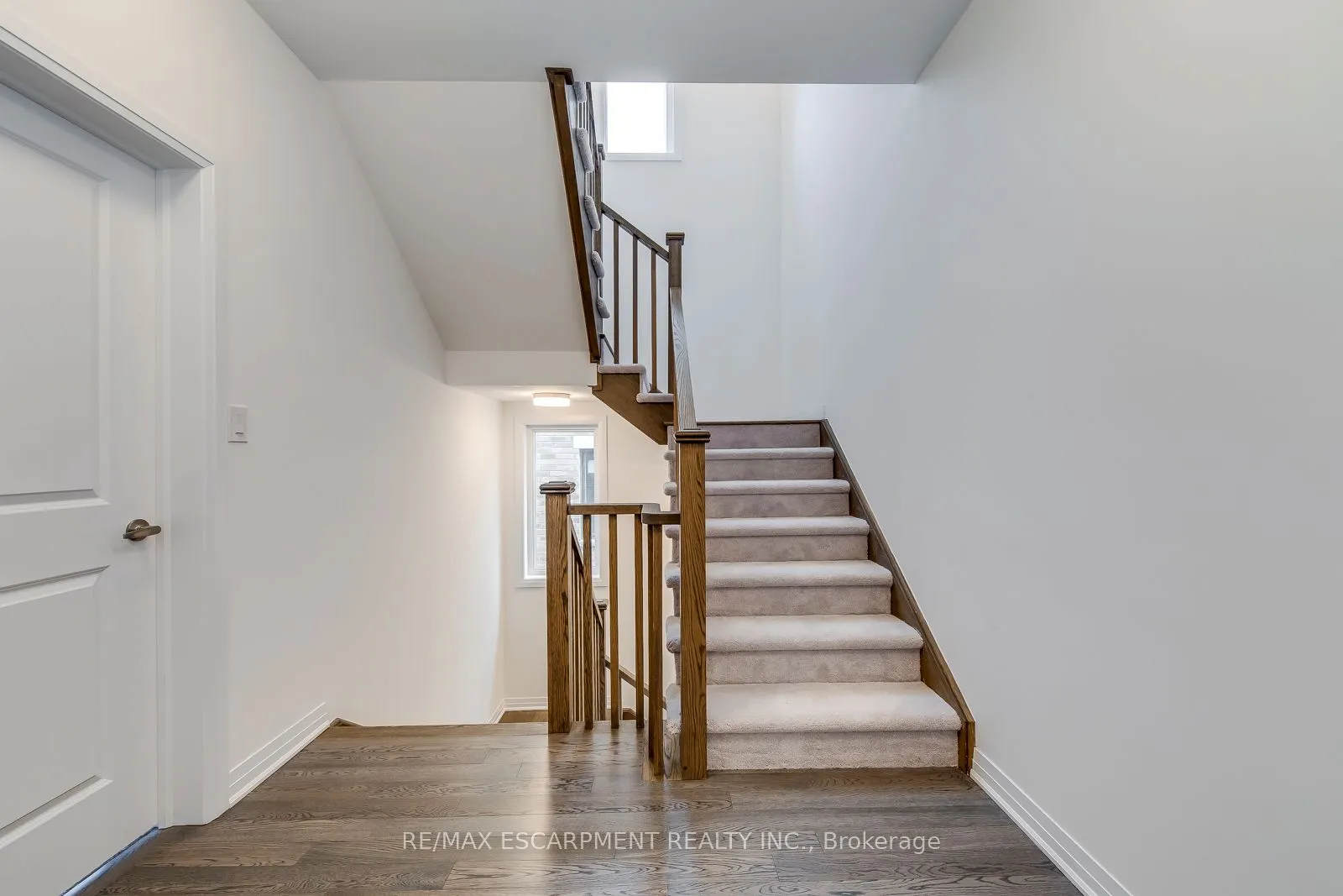 3262 Crystal Drive