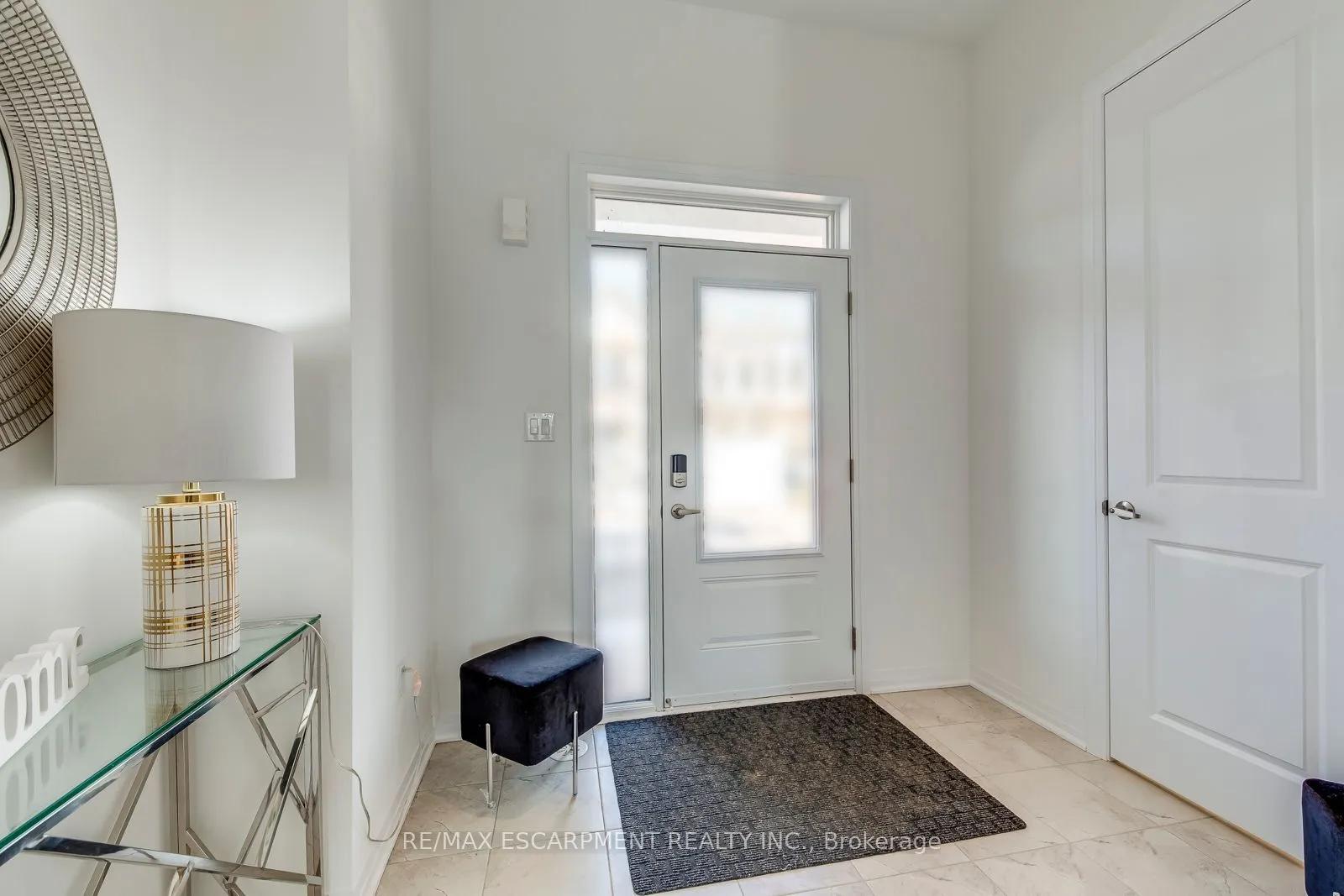 3262 Crystal Drive