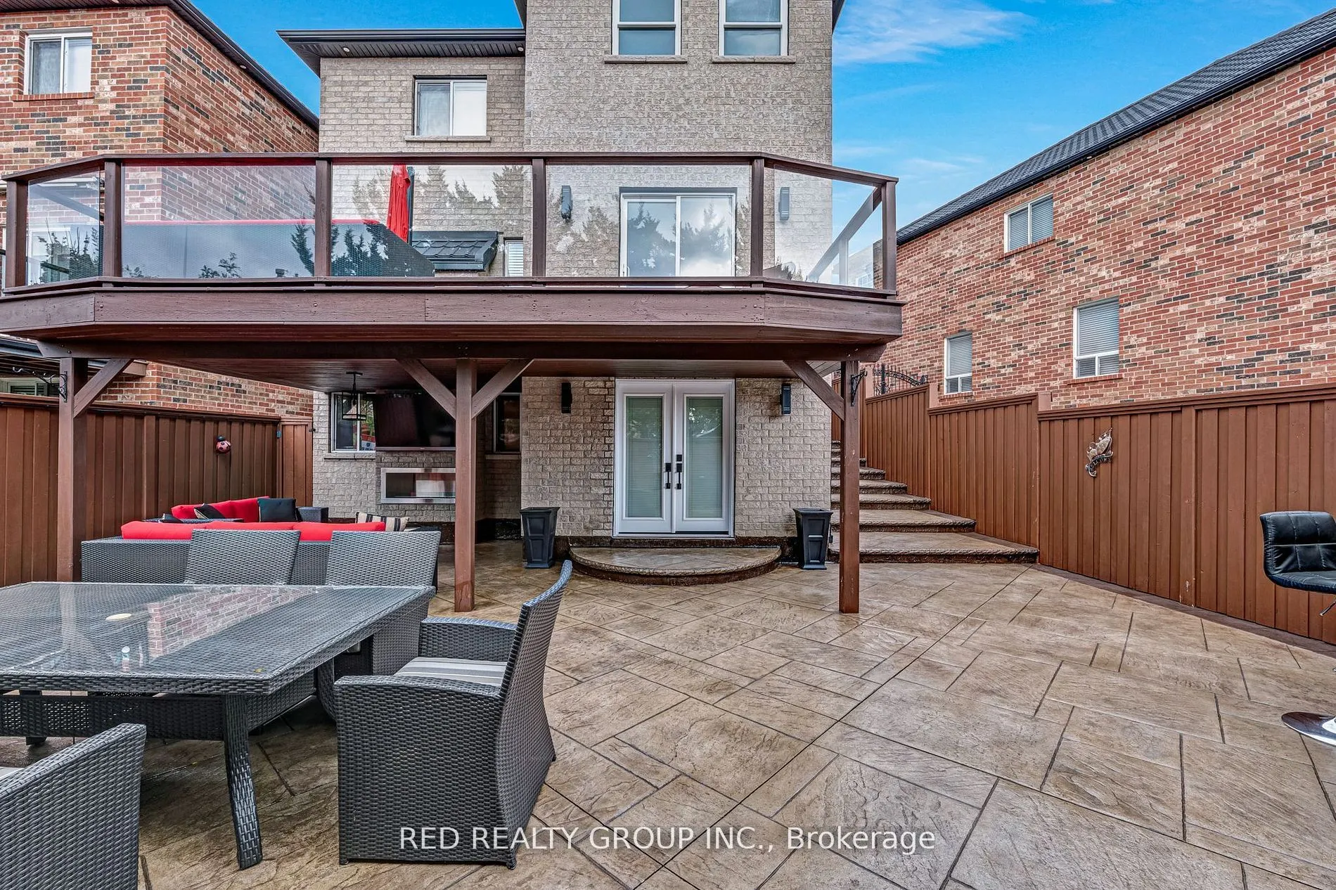 4735 Apple Blossom Circle