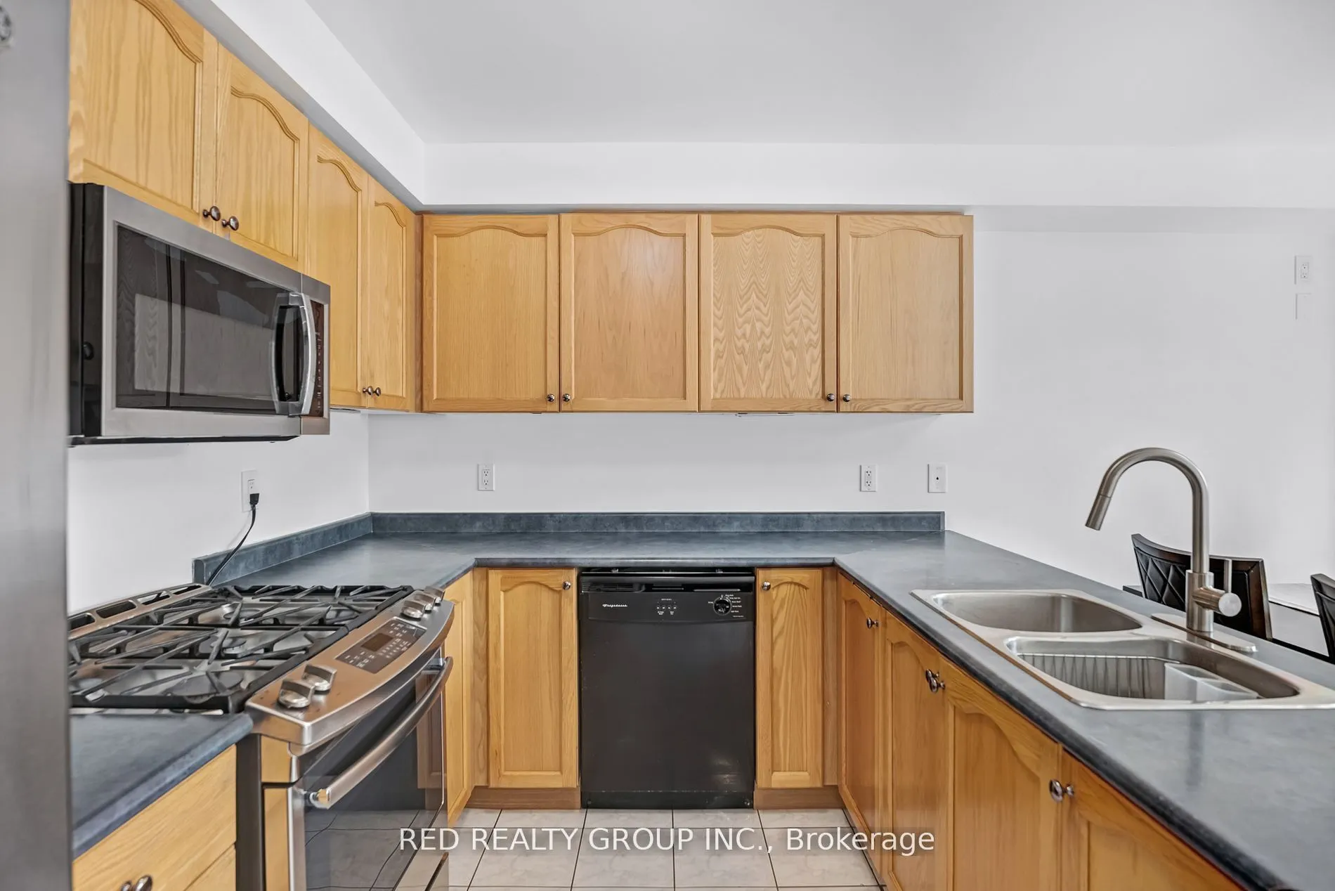 4735 Apple Blossom Circle
