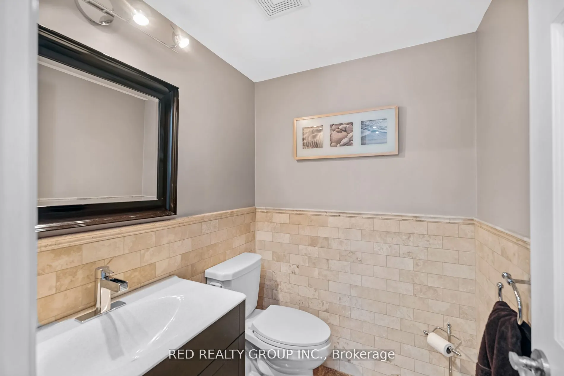 4735 Apple Blossom Circle