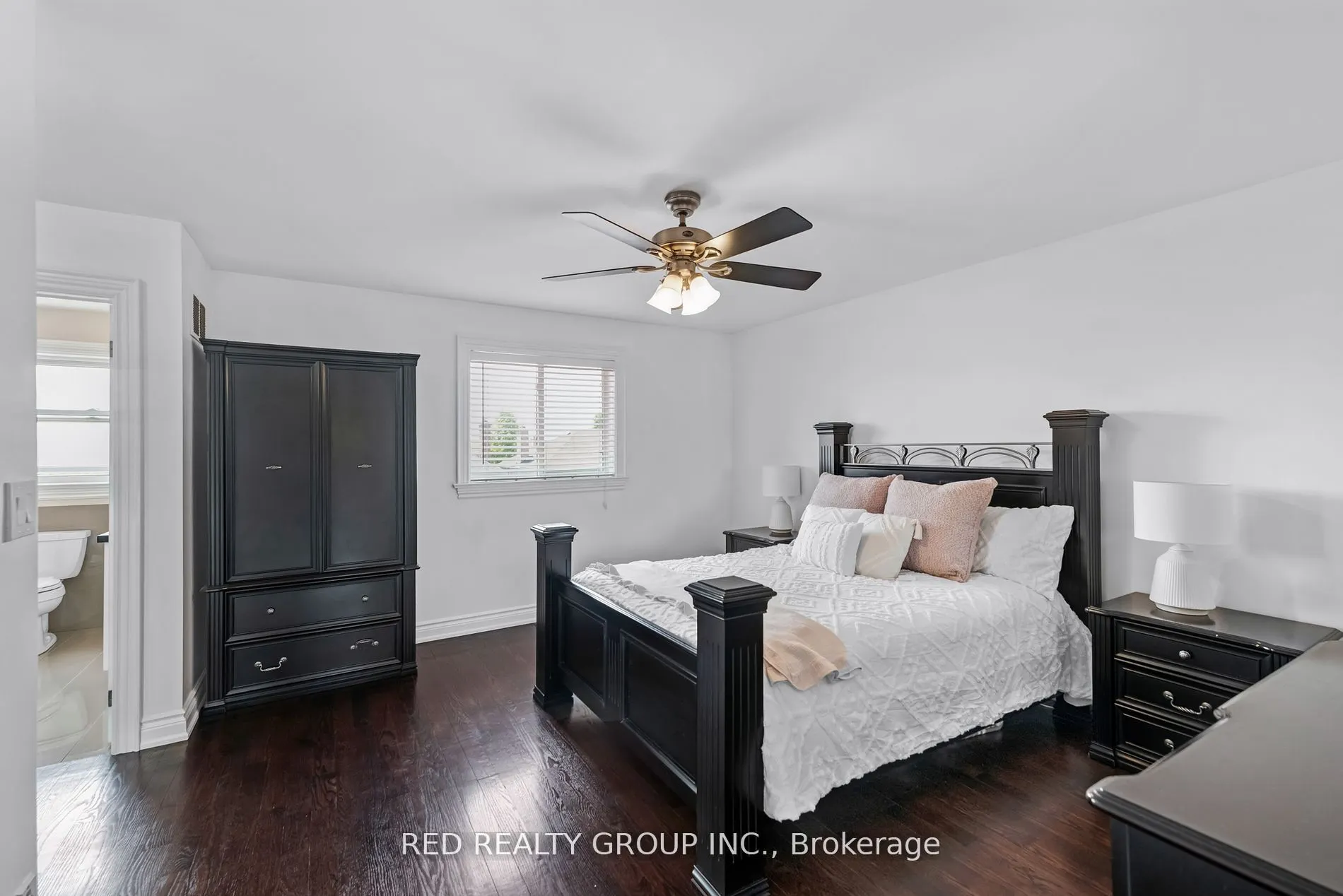 4735 Apple Blossom Circle