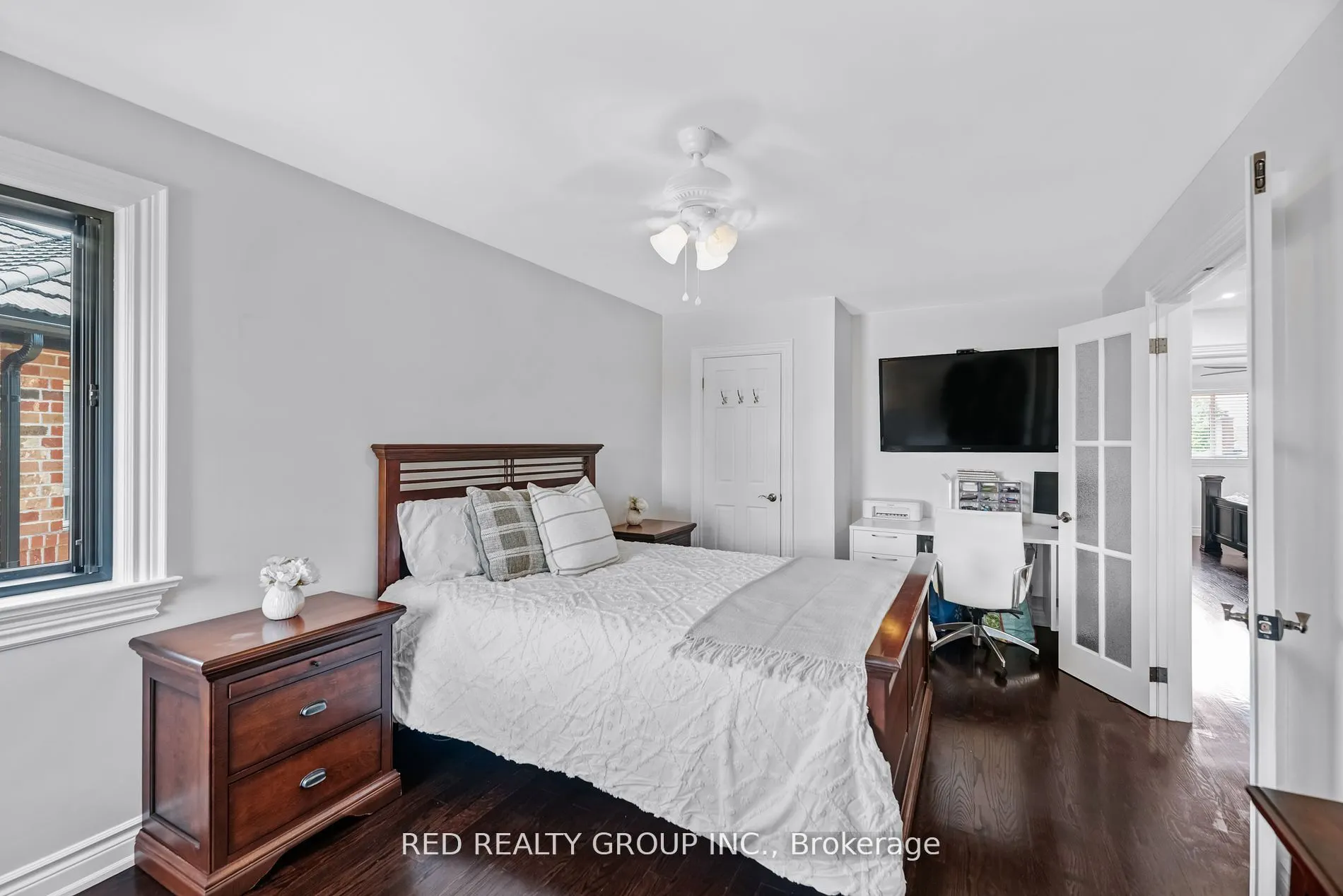 4735 Apple Blossom Circle