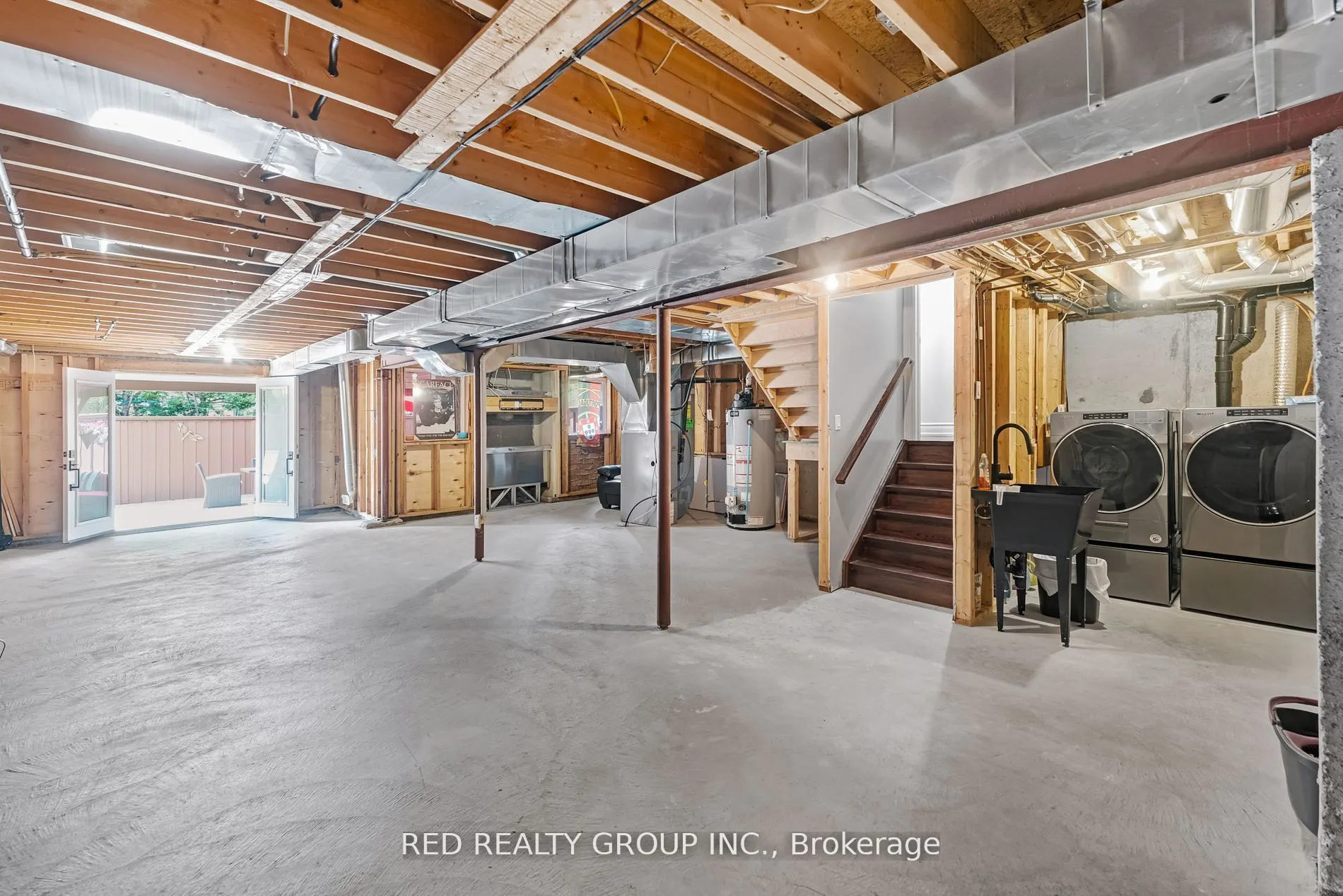 4735 Apple Blossom Circle