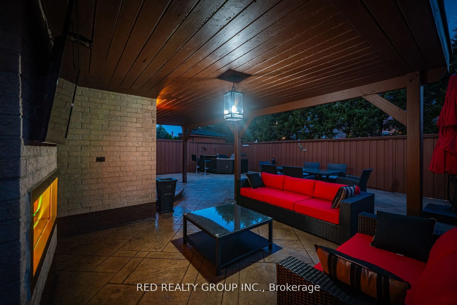 4735 Apple Blossom Circle