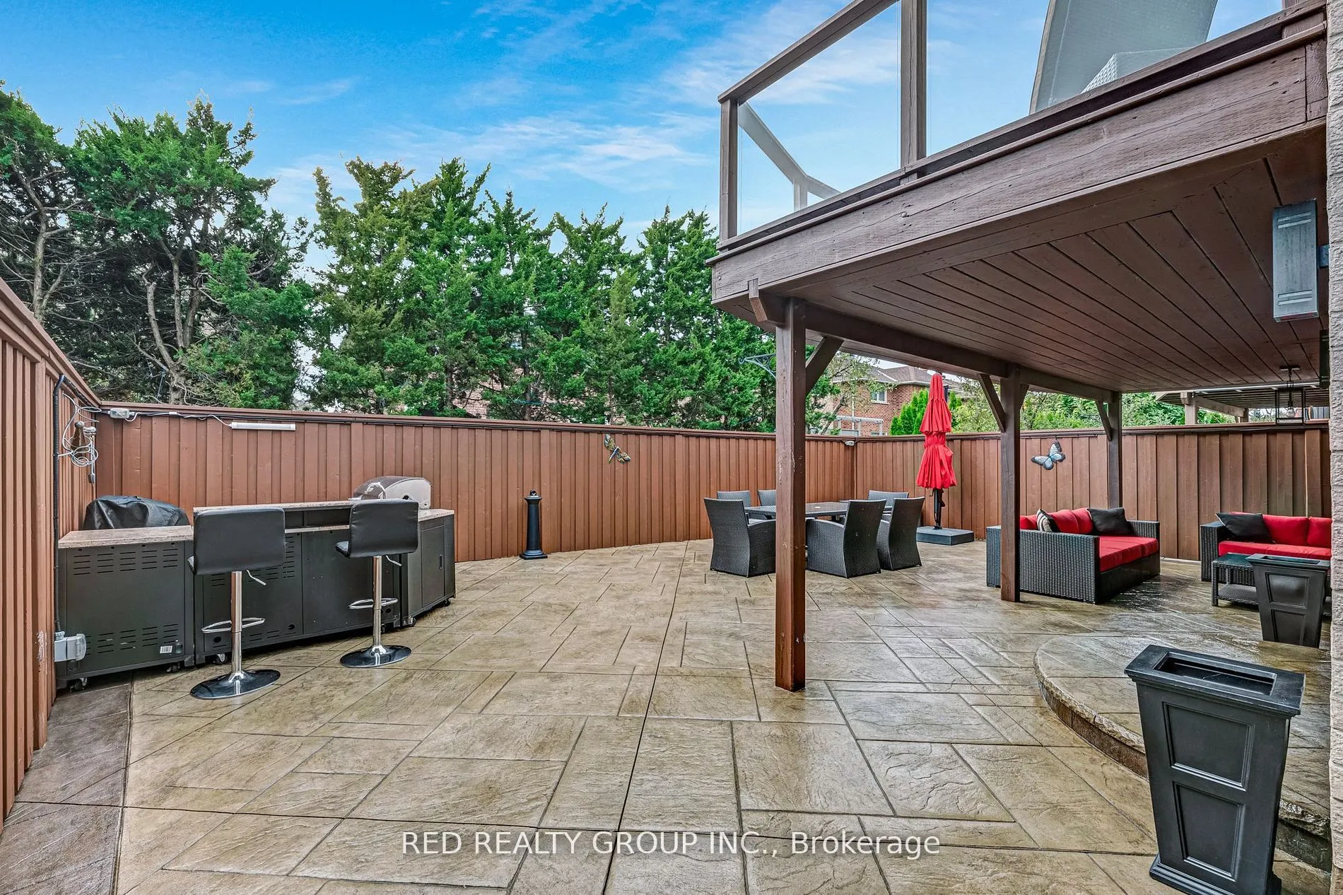 4735 Apple Blossom Circle