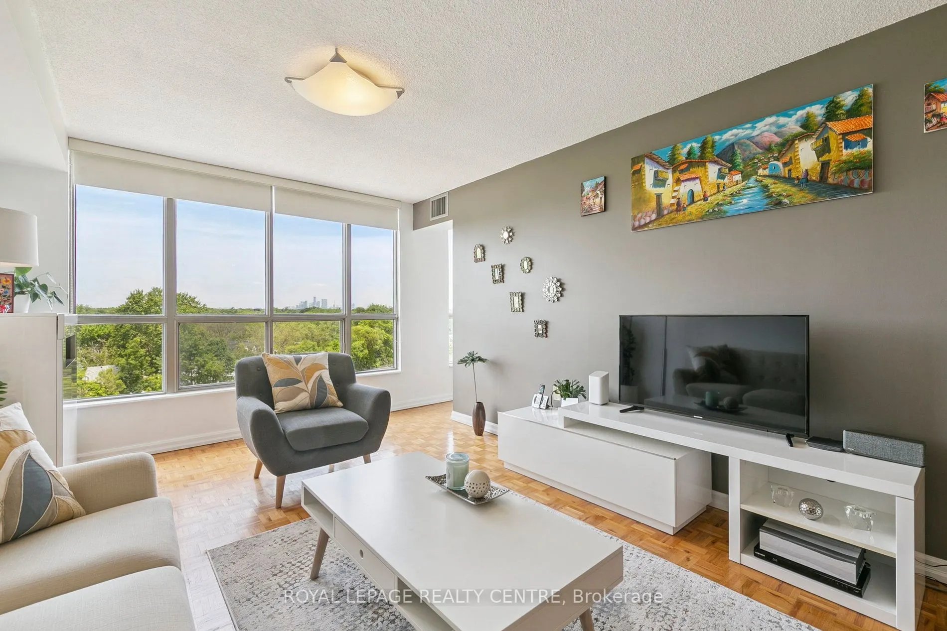 1110 Walden Circle, #807