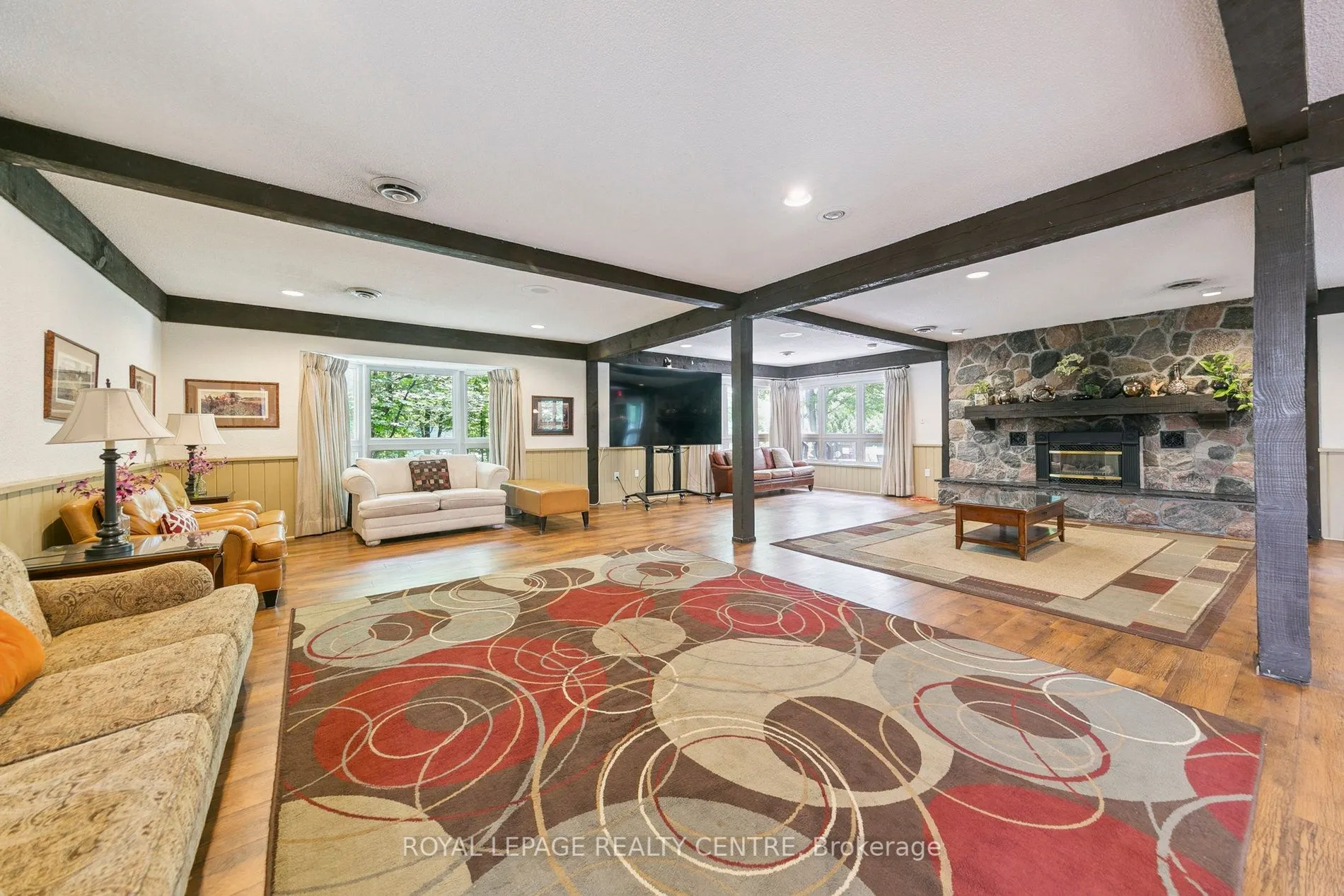 1110 Walden Circle, #807