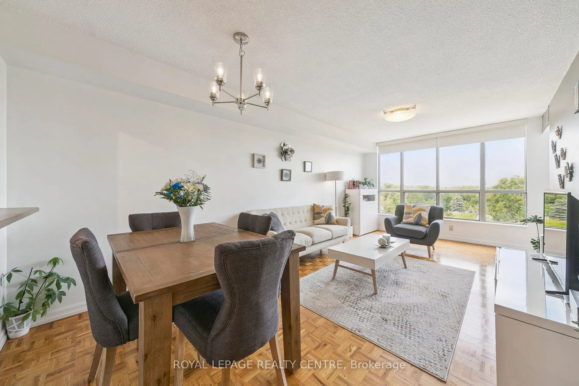 1110 Walden Circle, #807