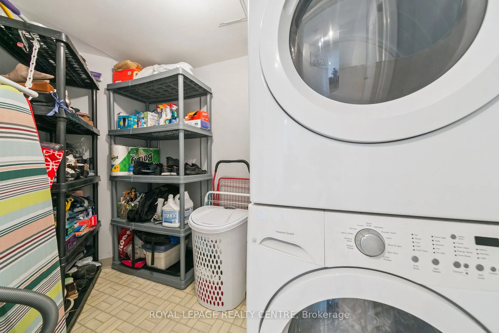 1110 Walden Circle, #807