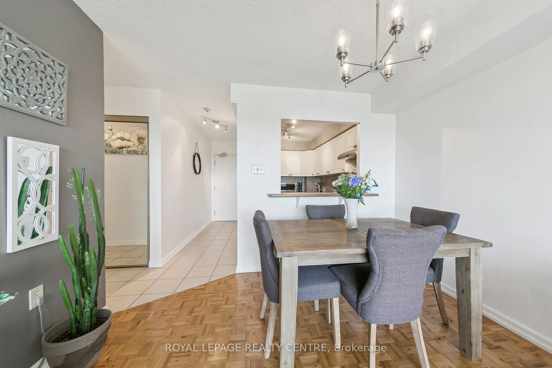 1110 Walden Circle, #807