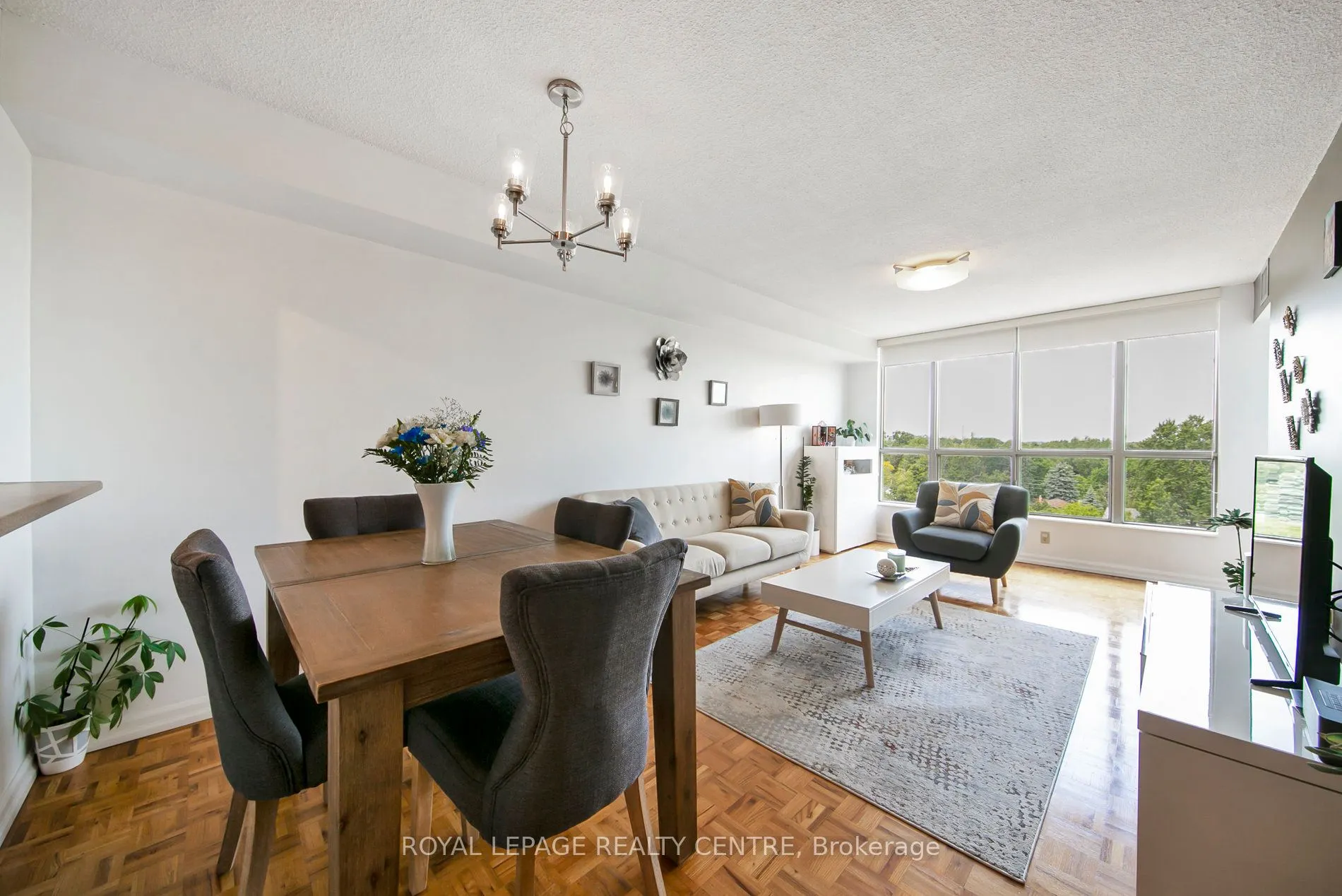 1110 Walden Circle, #807