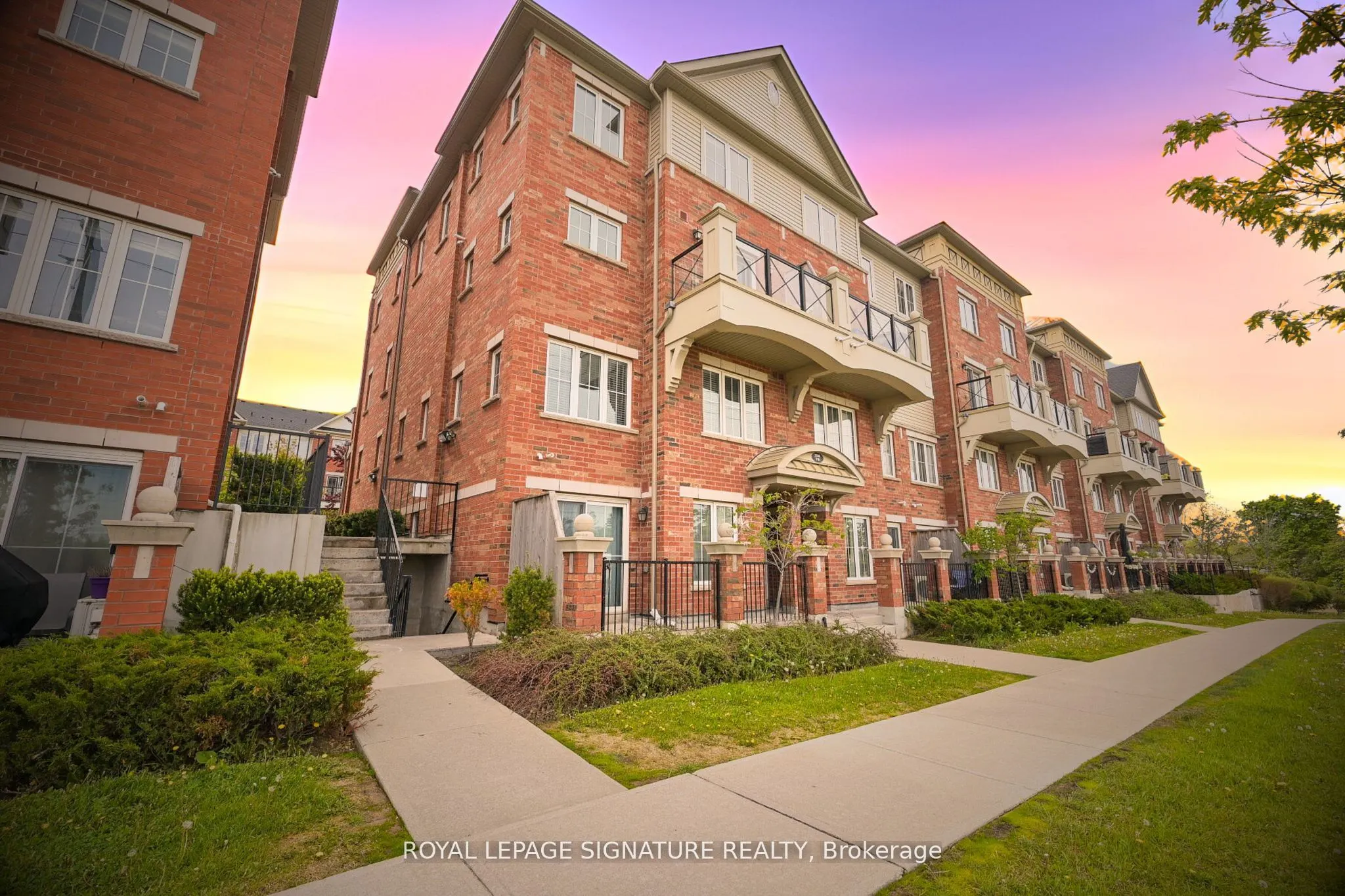 2508 Post Road, #11