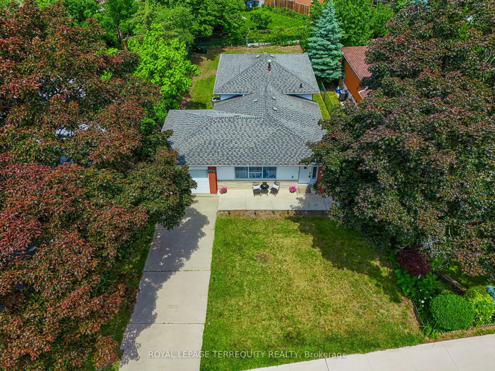 2495 Bromsgrove Road