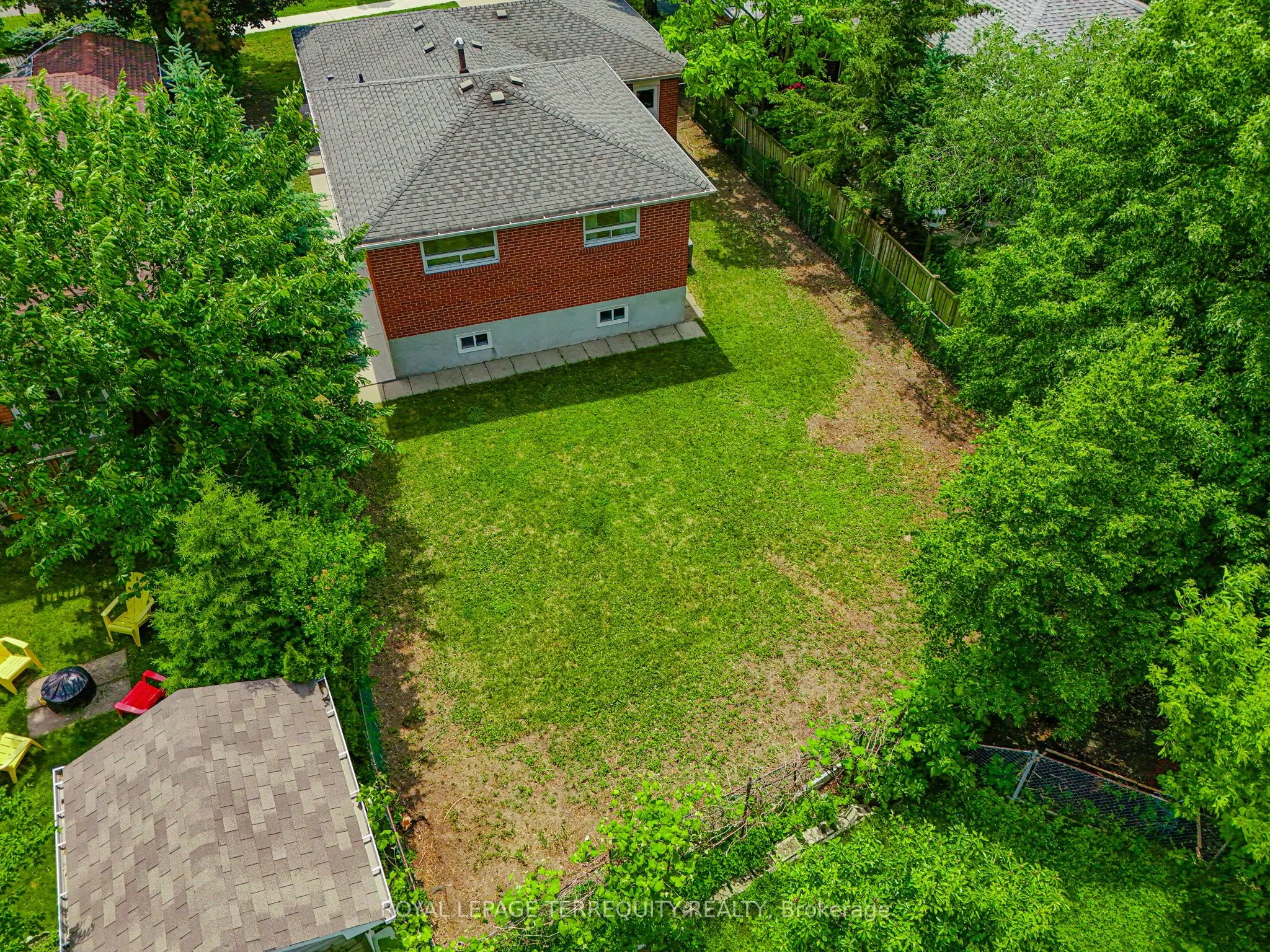 2495 Bromsgrove Road