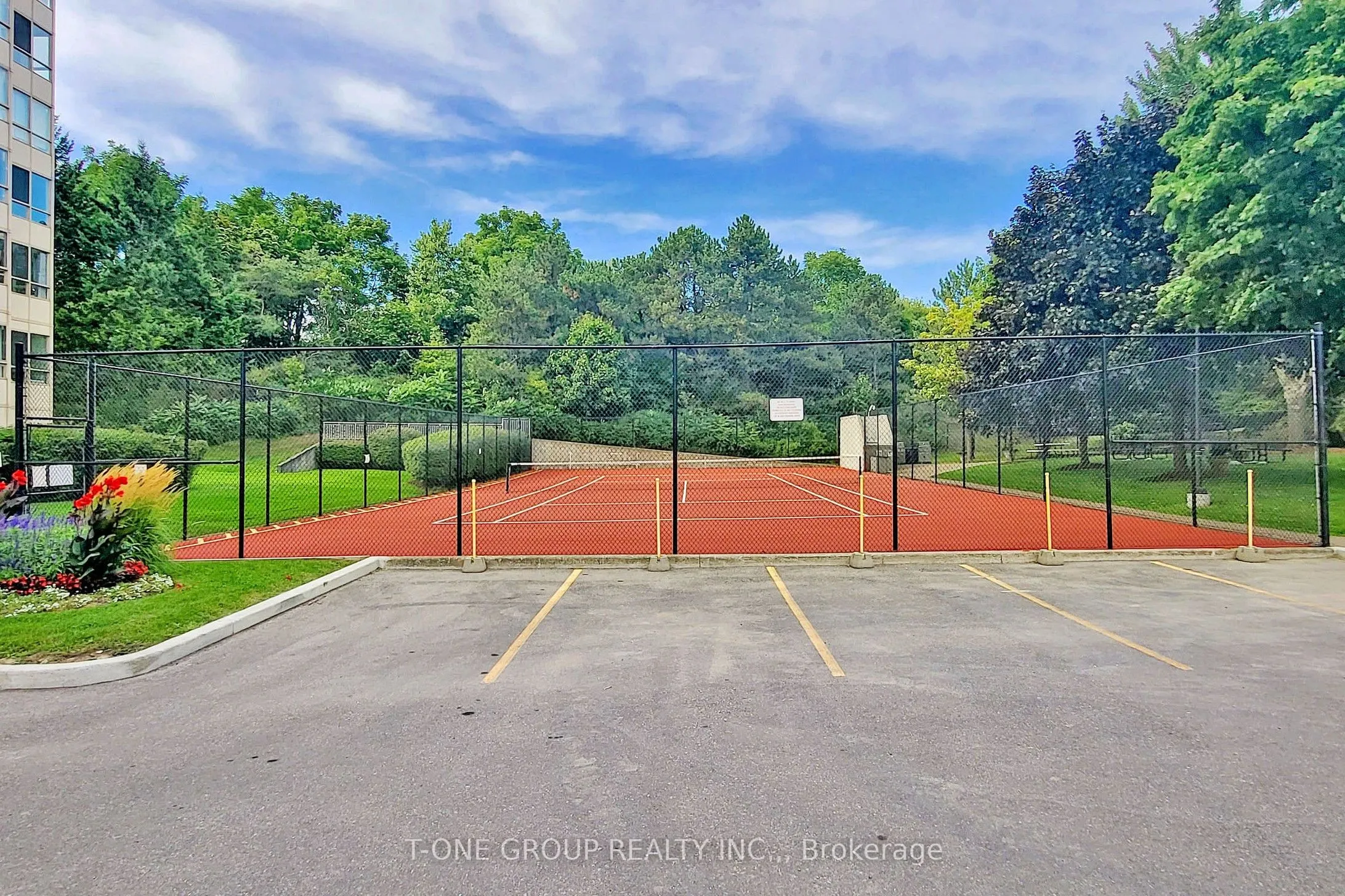 1485 Lakeshore Road E #1117