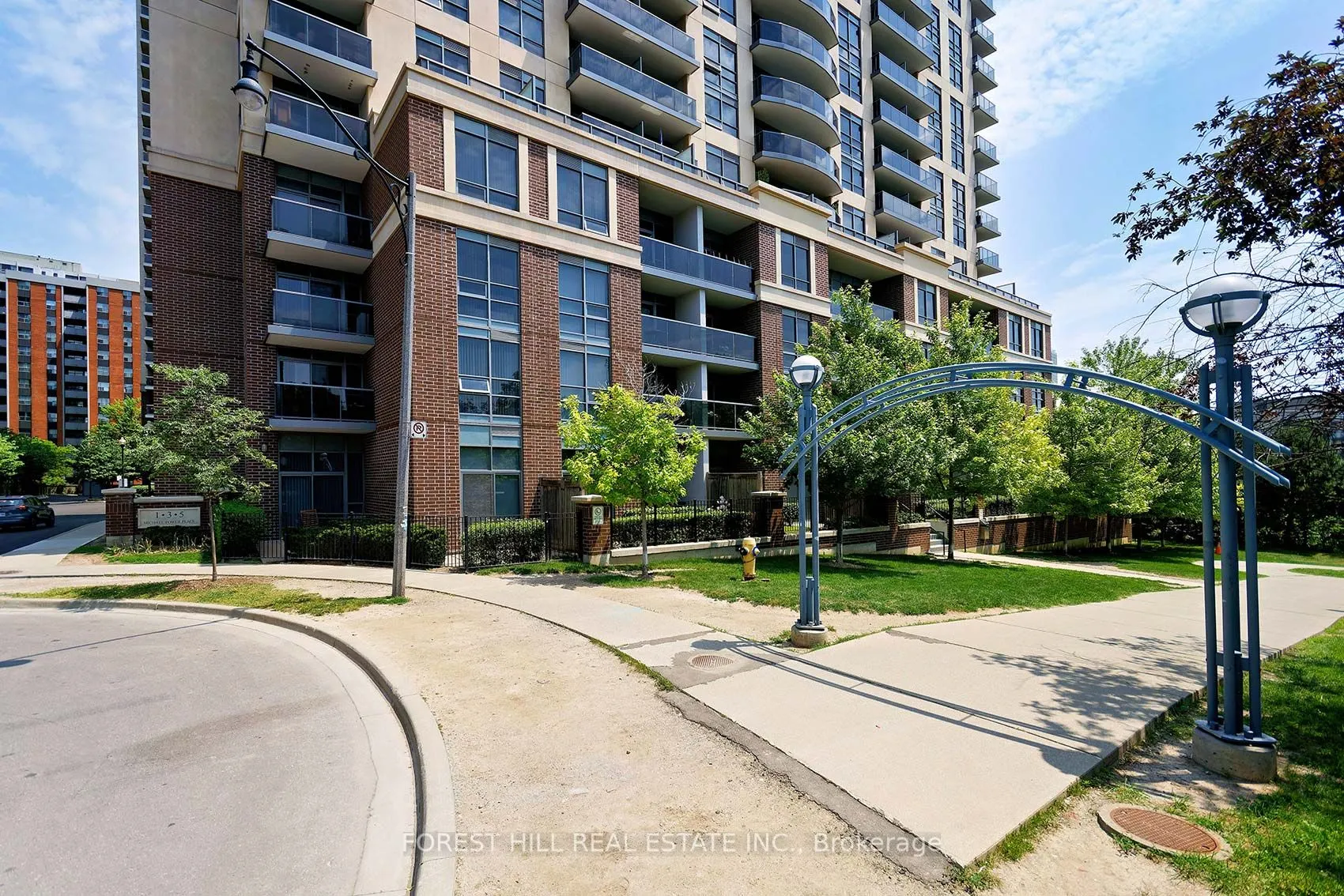 1 Michael Power Place, #1807