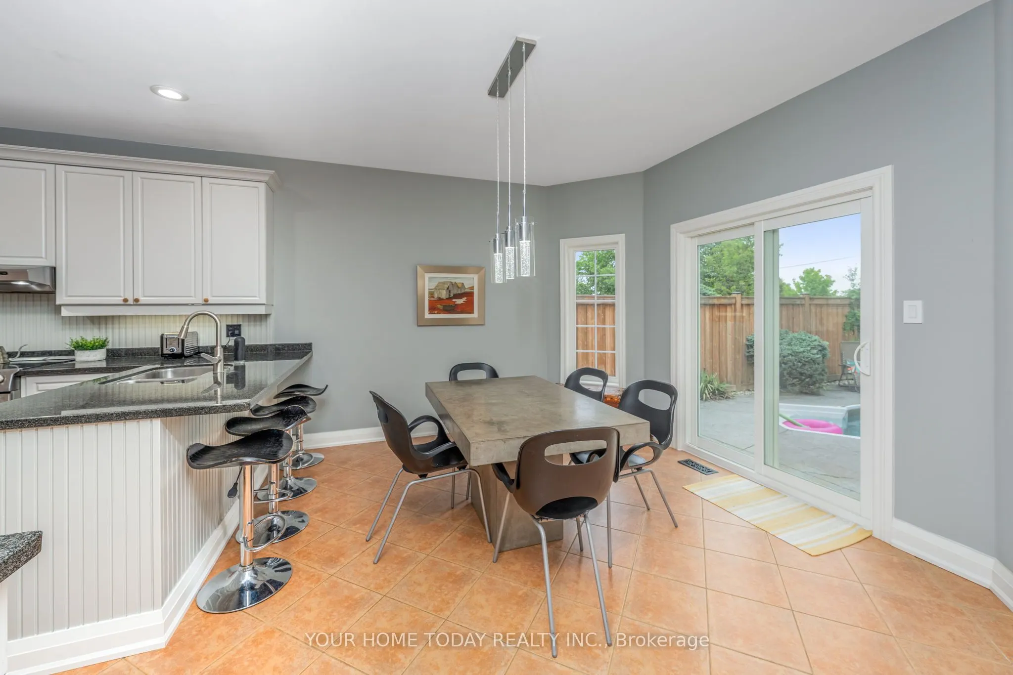 6 Stonebrook Crescent