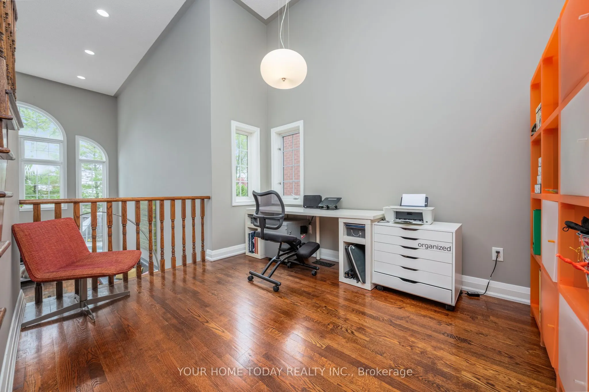 6 Stonebrook Crescent