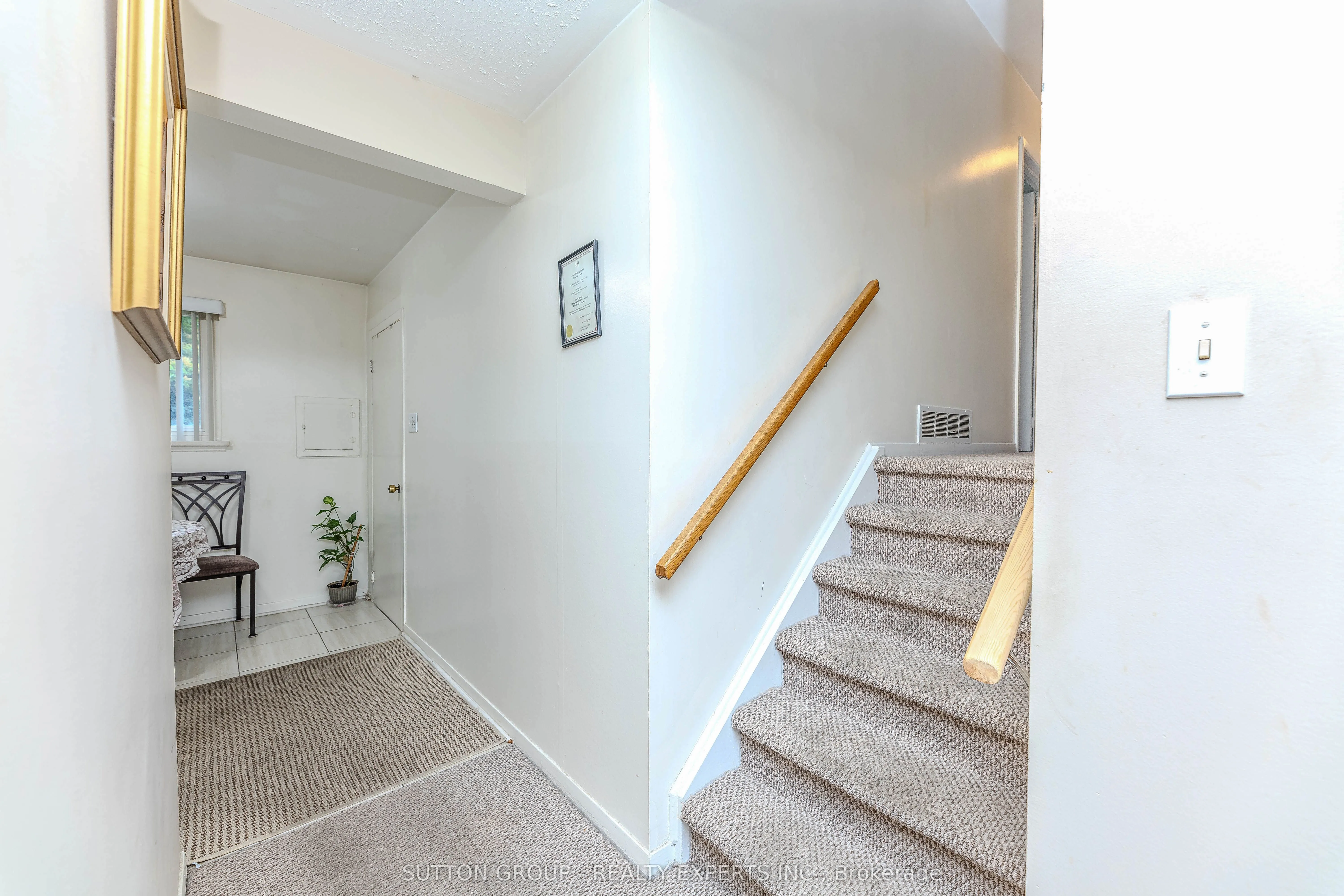 24 Vanderbrent Crescent