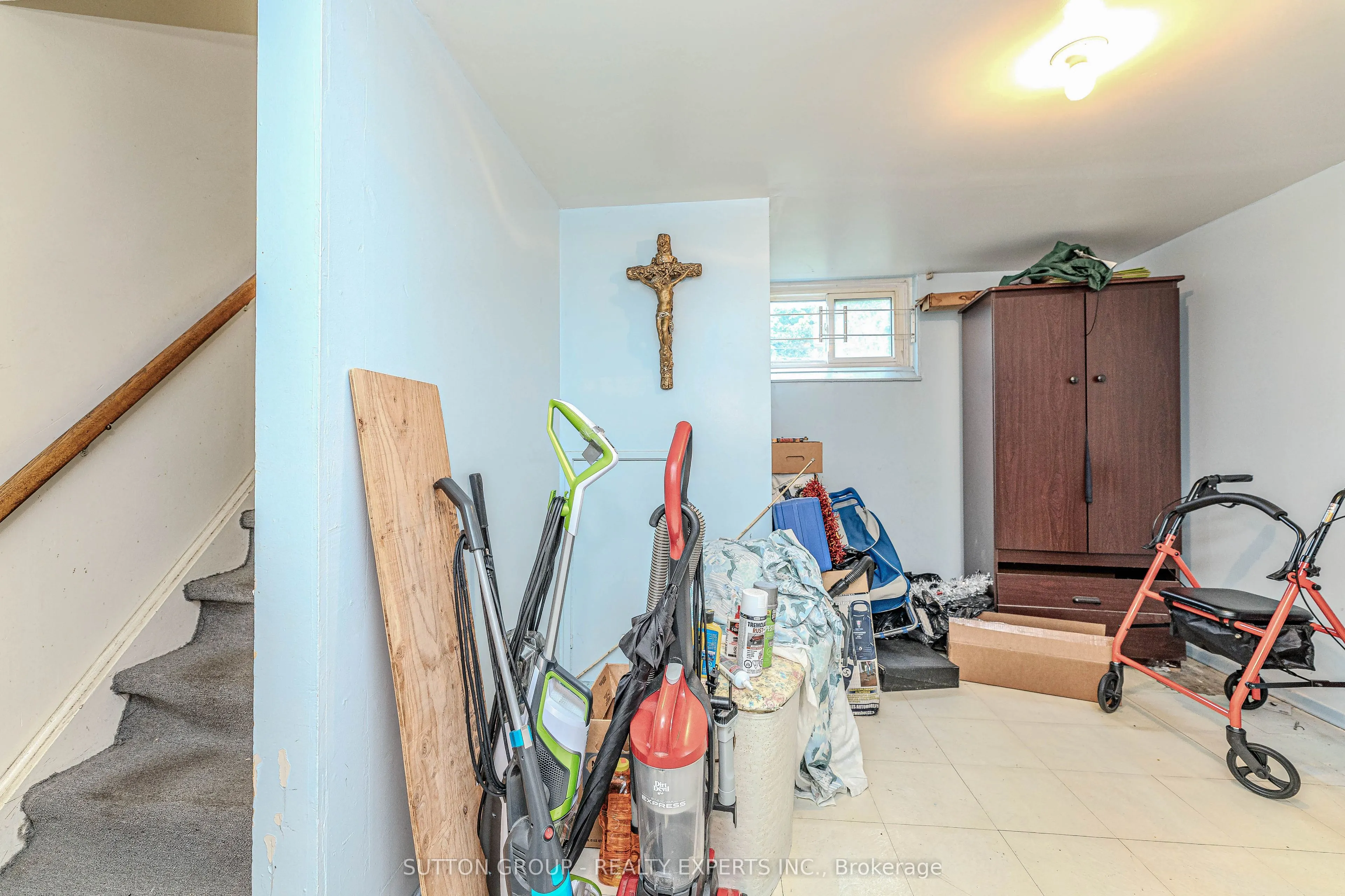 24 Vanderbrent Crescent
