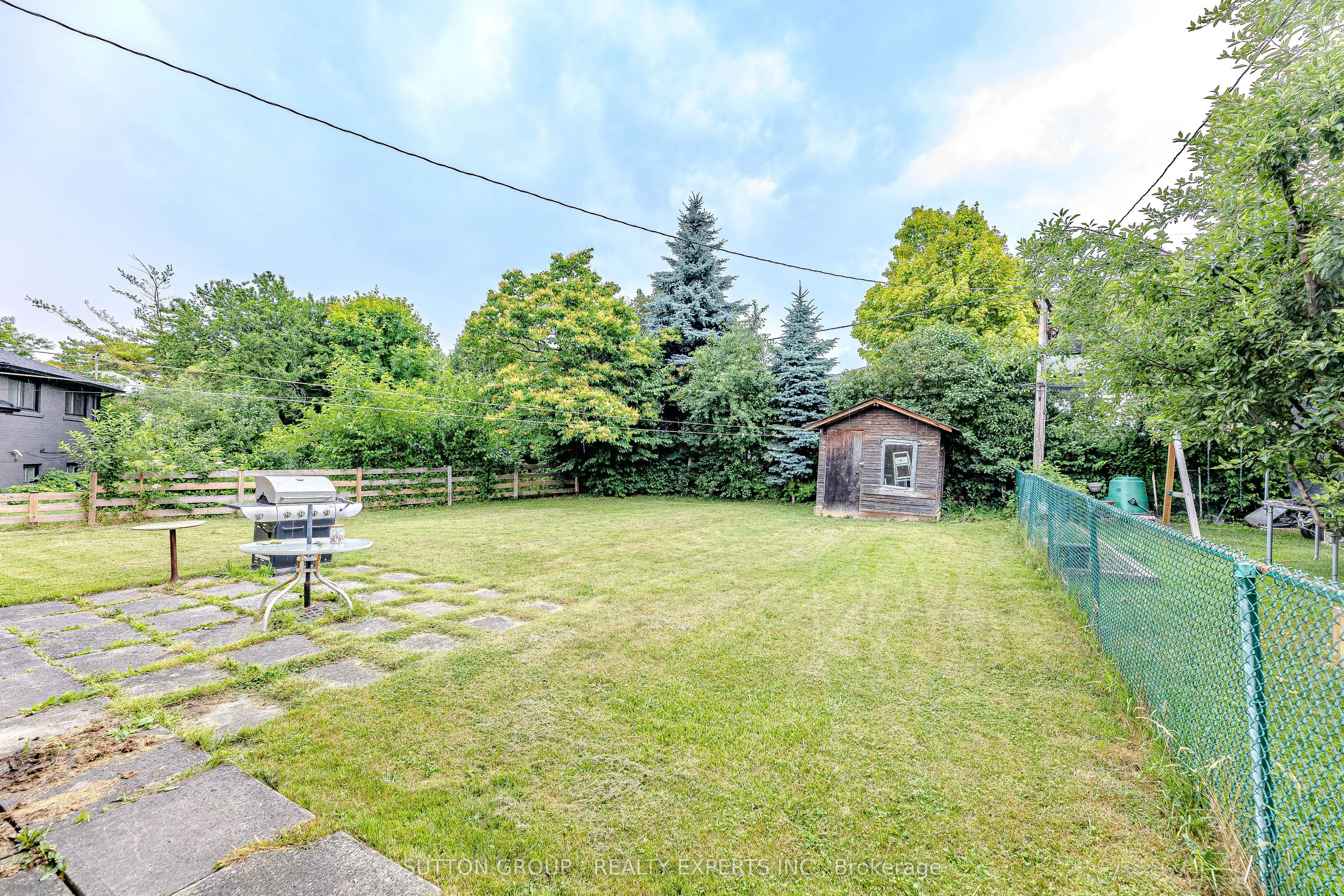 24 Vanderbrent Crescent