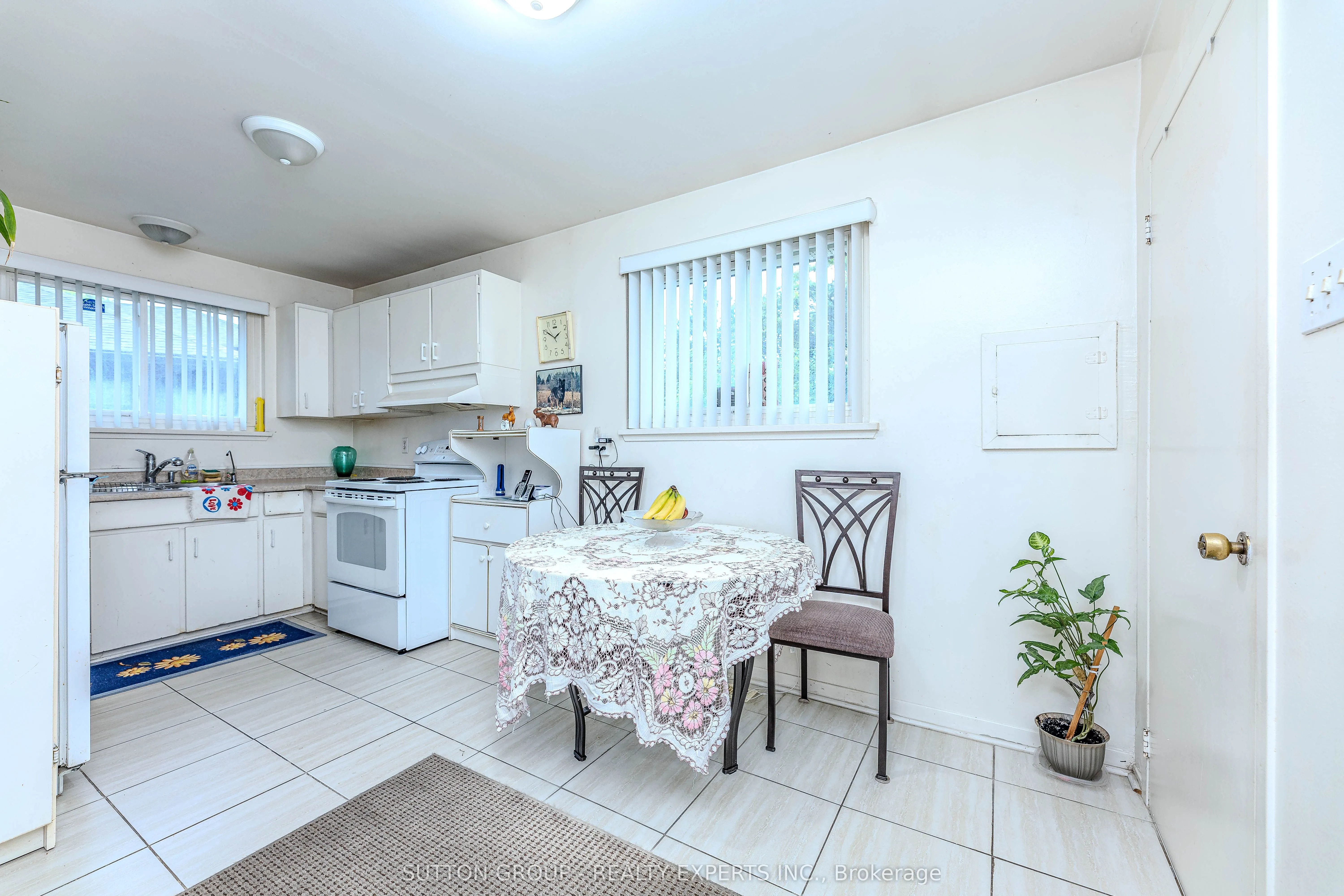 24 Vanderbrent Crescent