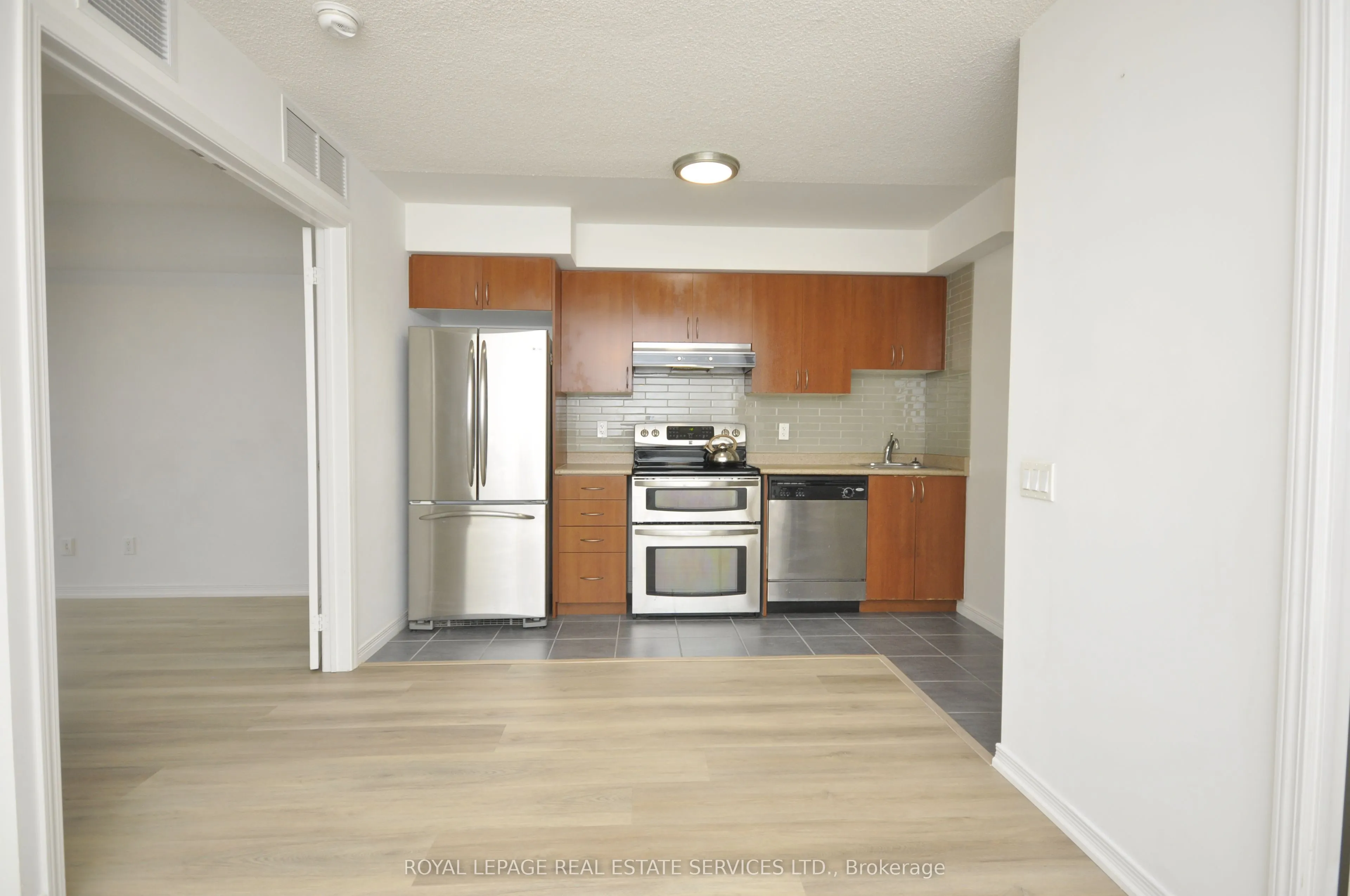 60 Heintzman Street #1217