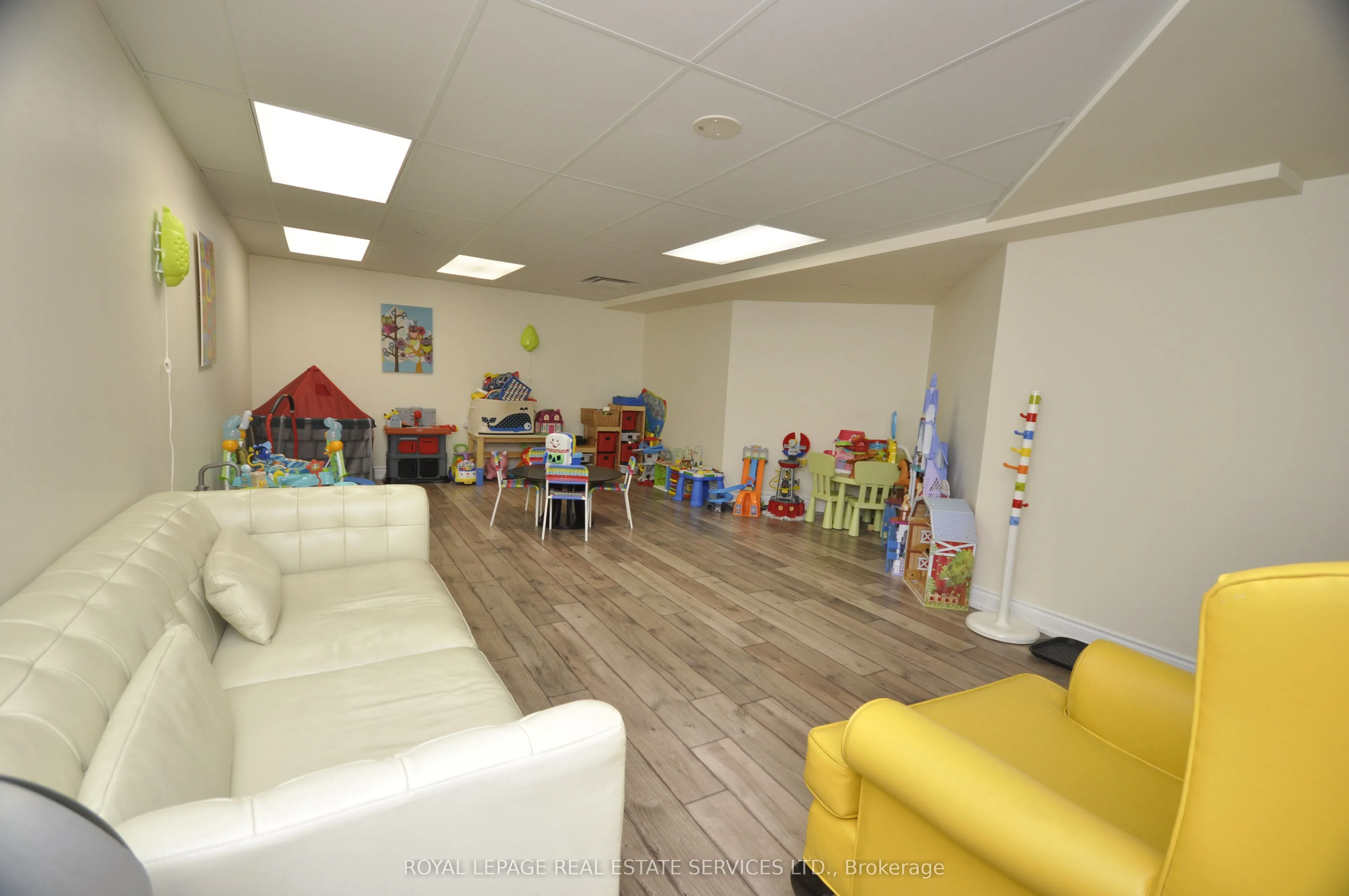 60 Heintzman Street #1217