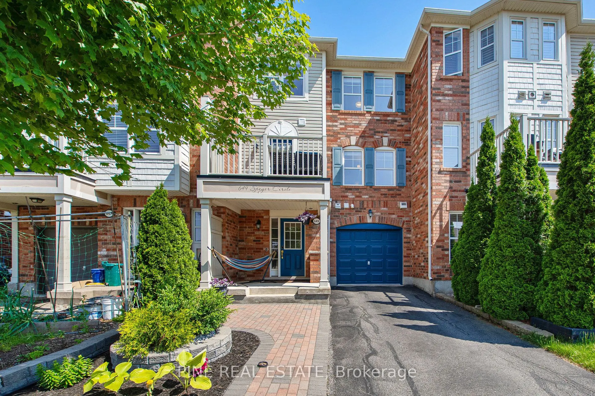 649 SPEYER Circle
